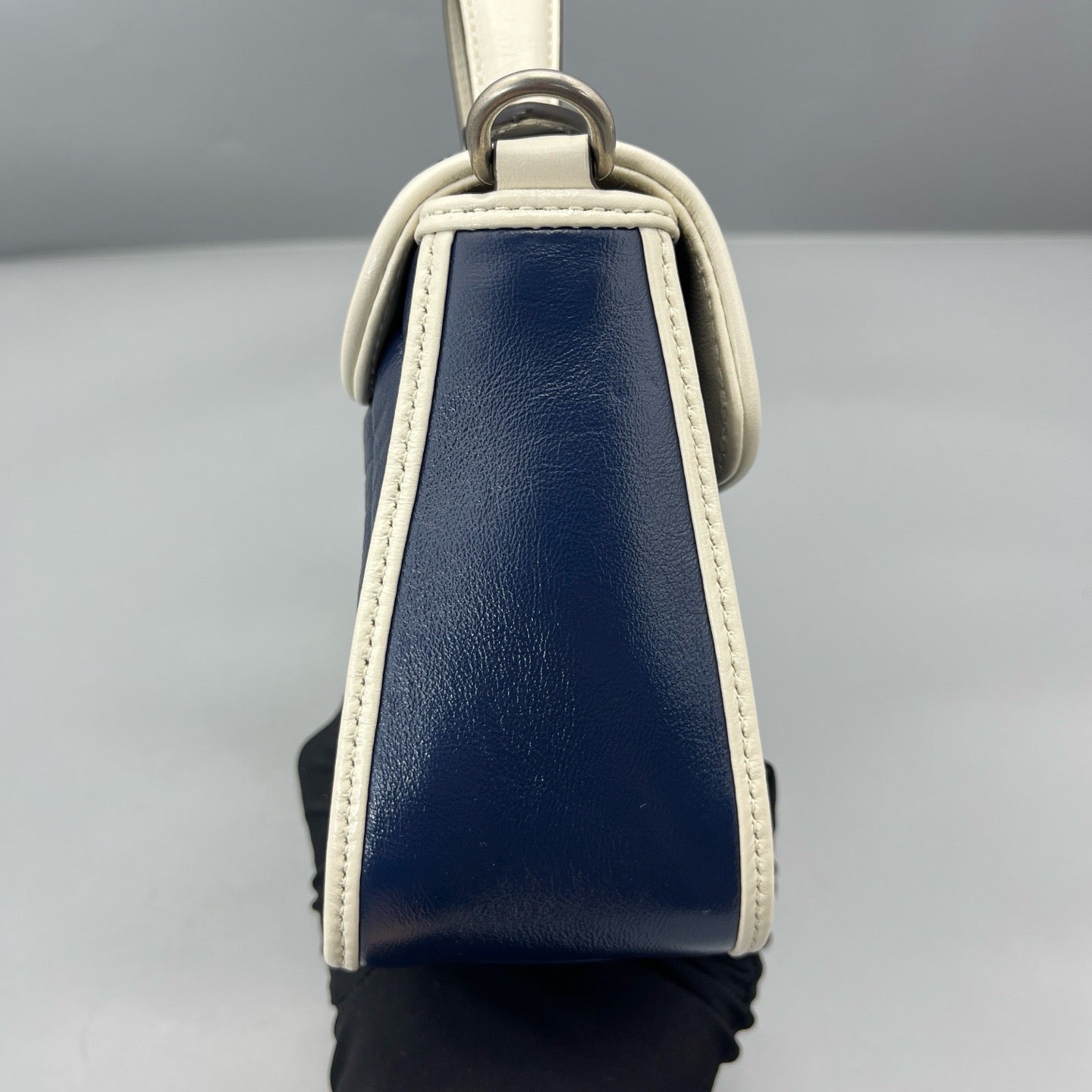 Gucci - Marmont Messenger Mini - Leather - Blue - (mini)