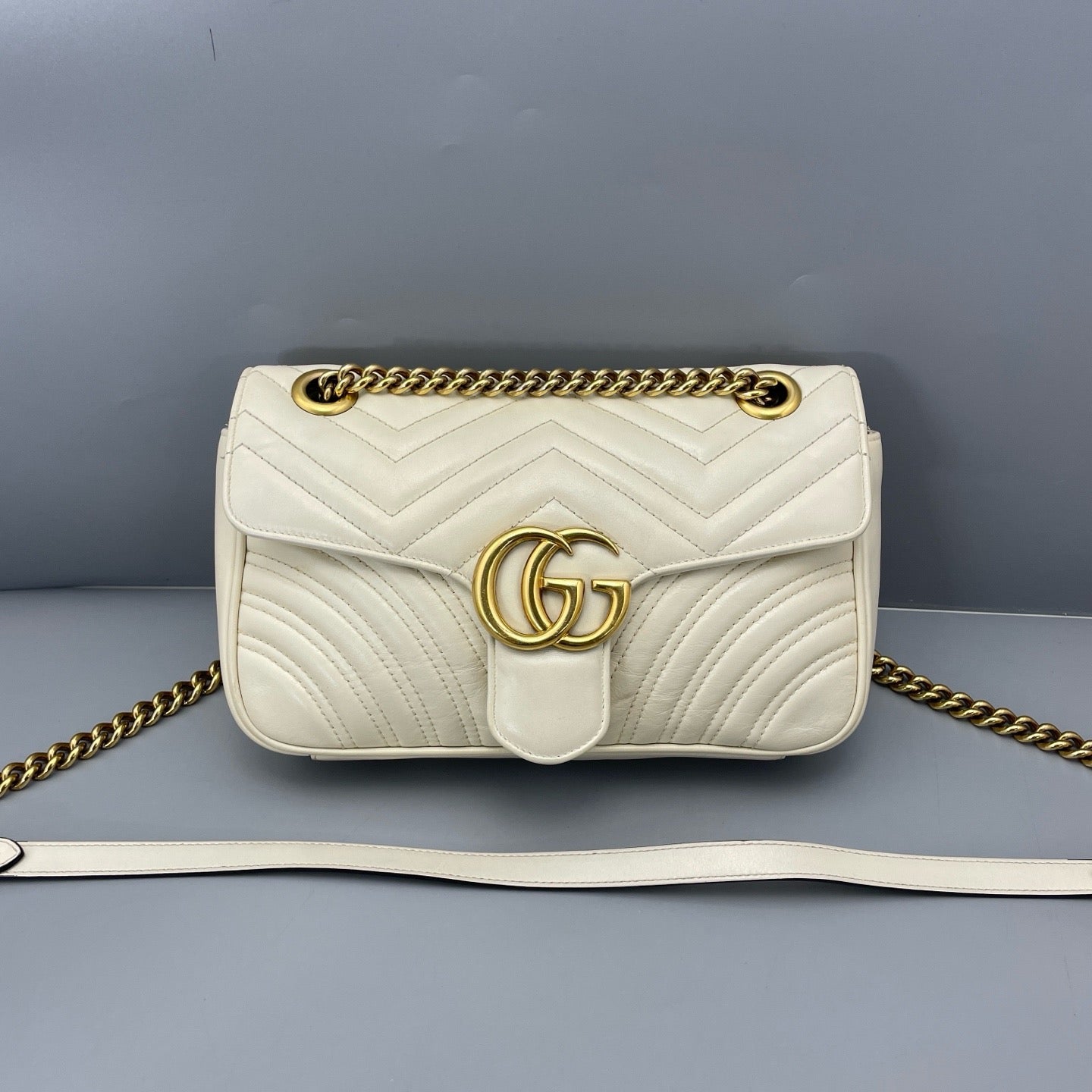 Gucci - GG Marmont Matelassé Shoulder Bag - Leather - White - (medium)