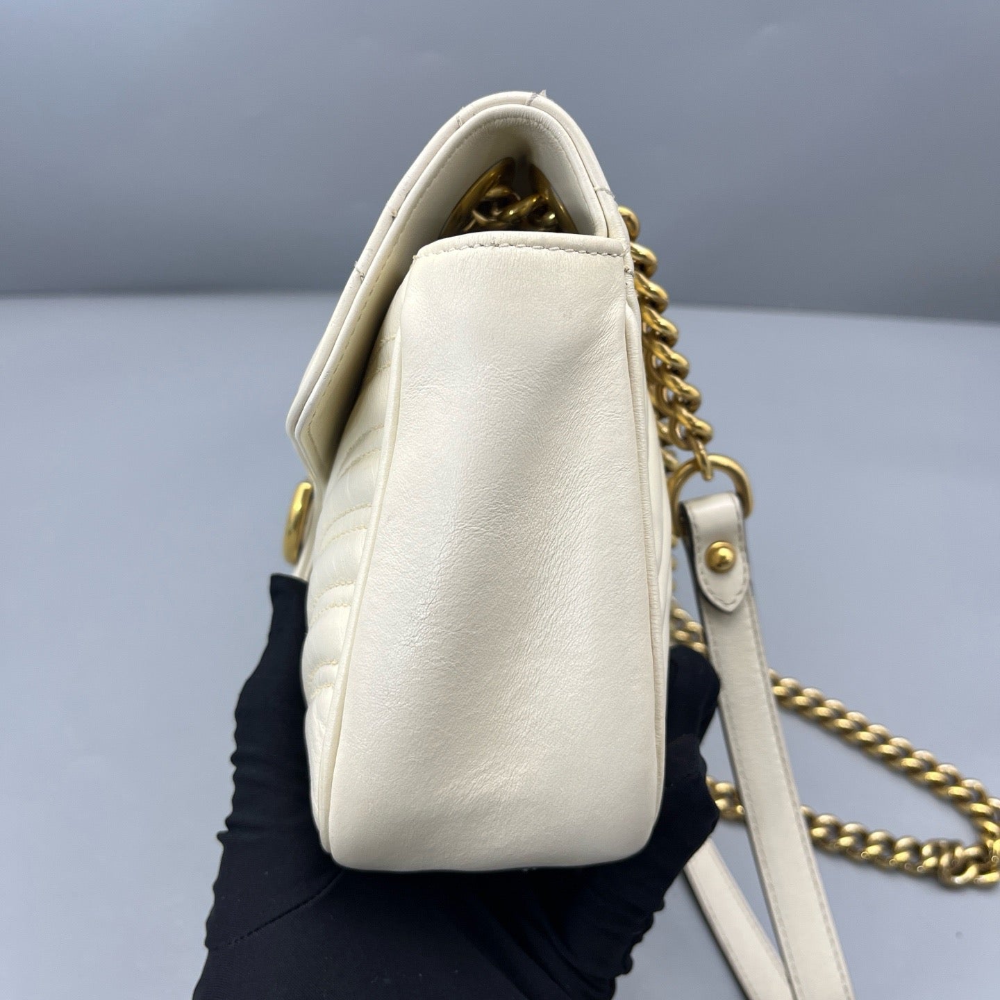 Gucci - GG Marmont Matelassé Shoulder Bag - Leather - White - (medium)