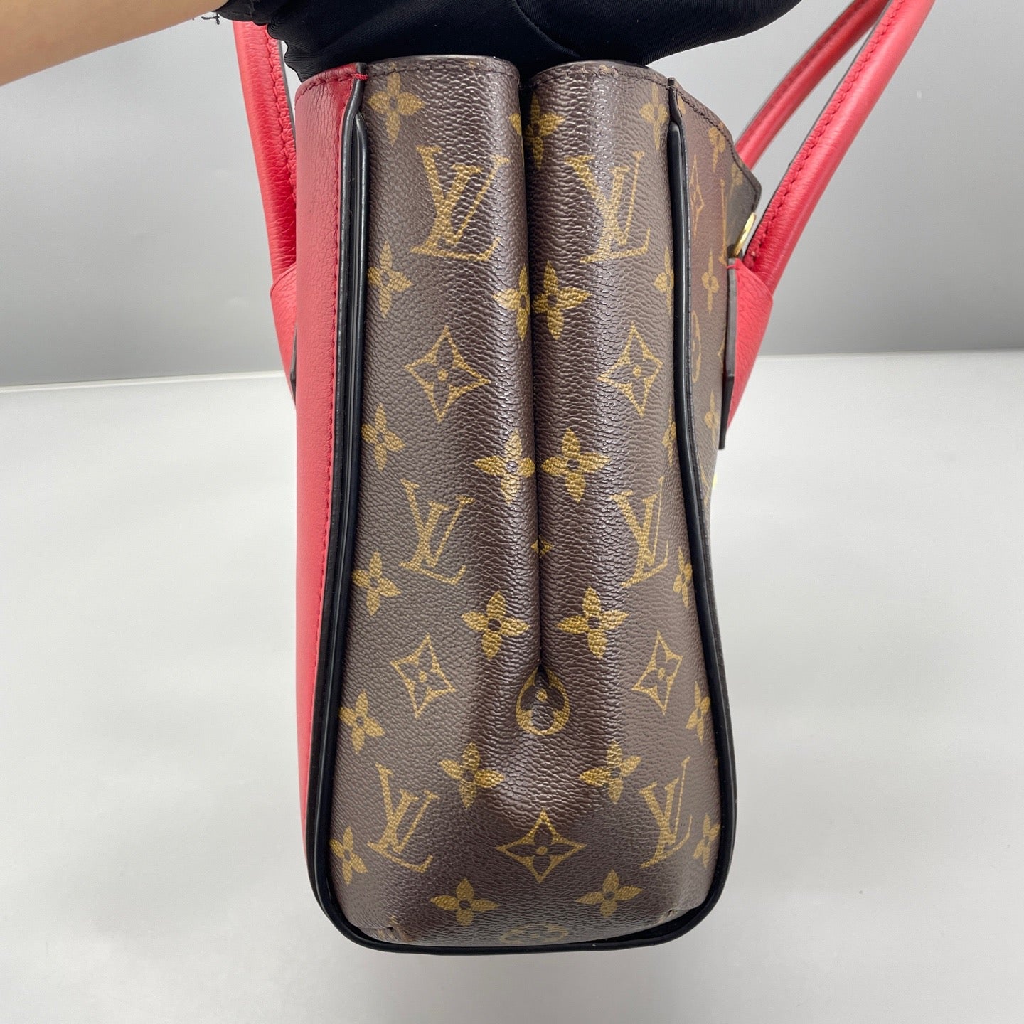 Louis Vuitton - Kimono - Monogram canvas and grained leather - Brown and Red - (Small)