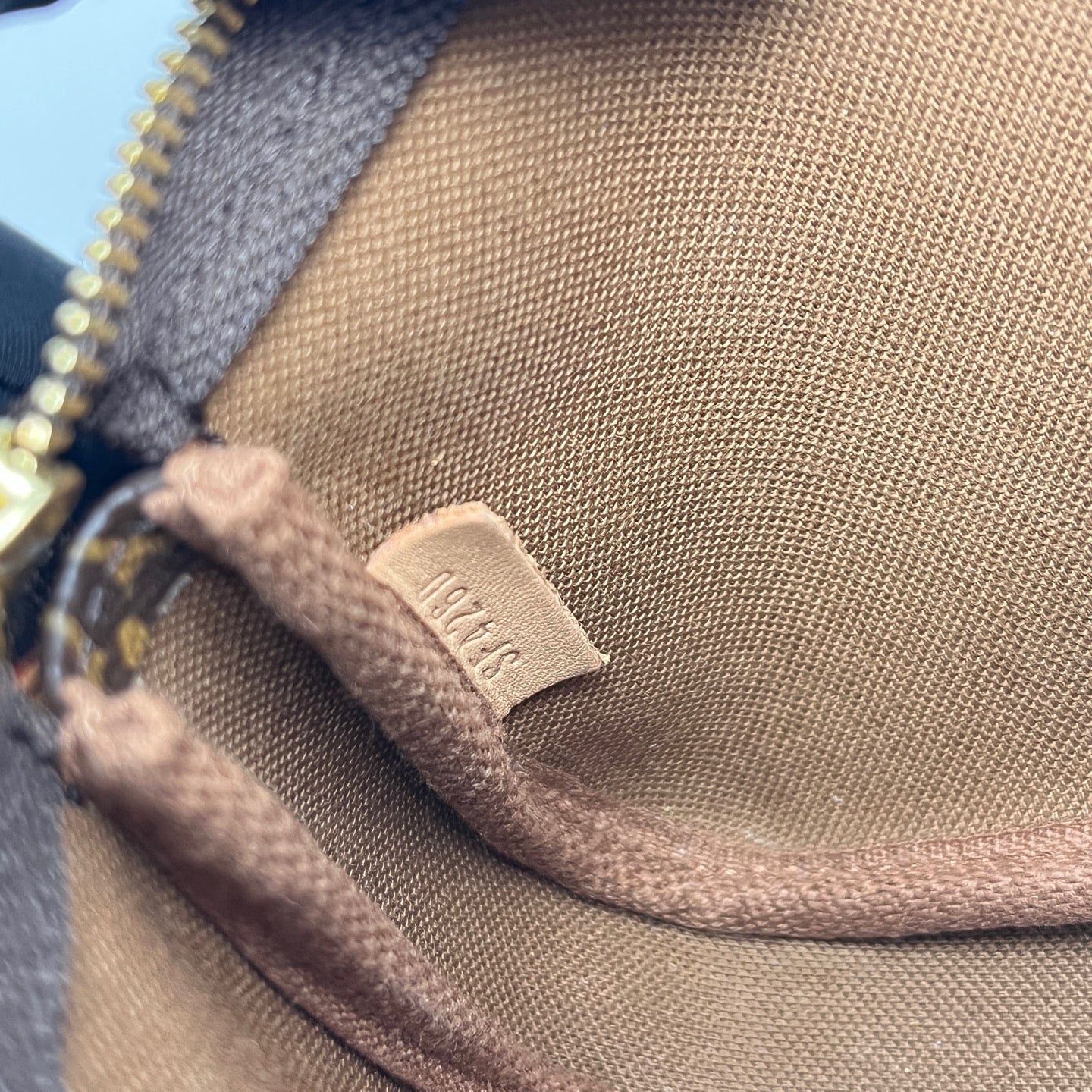 Louis Vuitton - Mini Pochette Accessoires - Monogram coated canvas - Brown - (Mini)