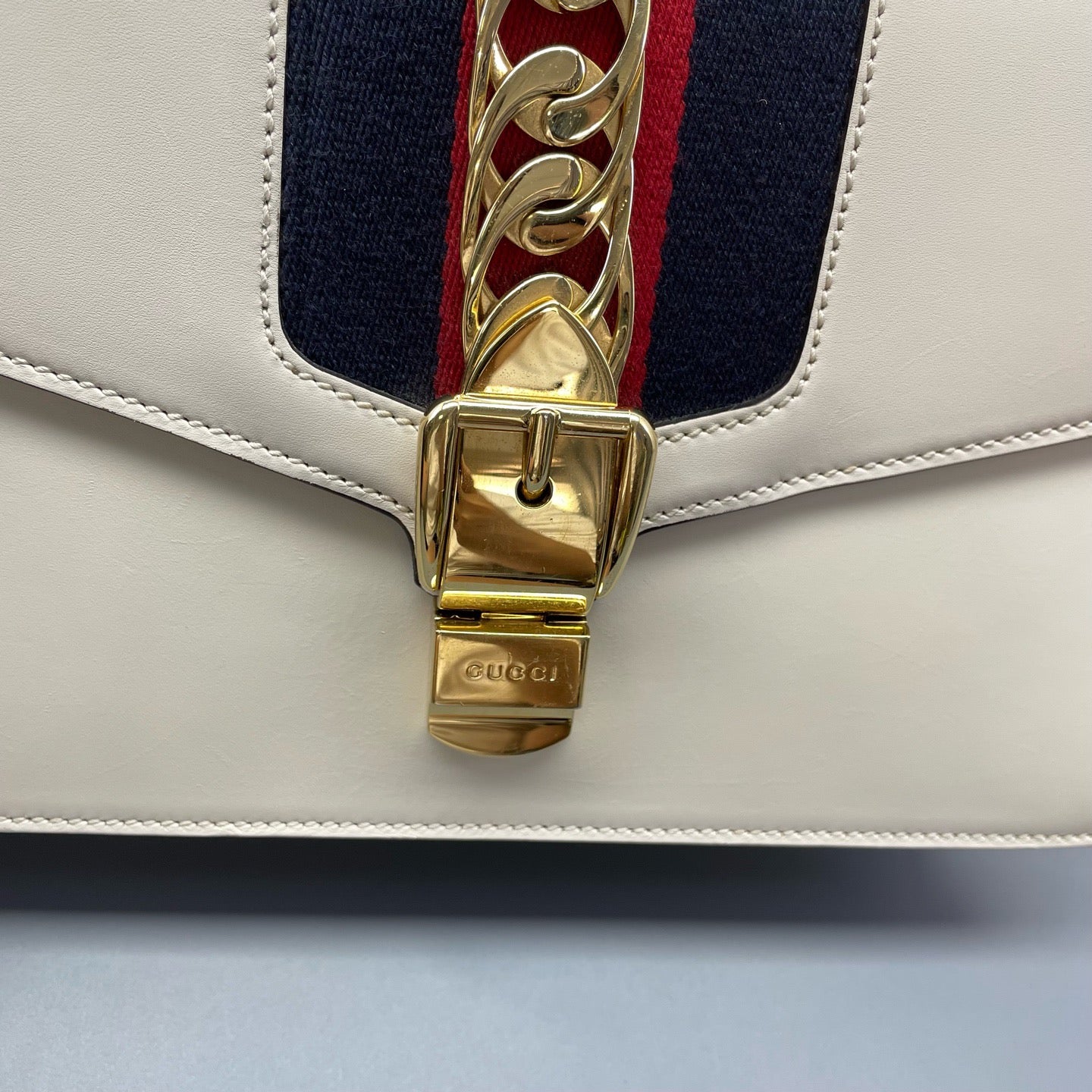 Gucci - Sylvie - Smooth calfskin leather with fabric Web stripe - White - (medium)