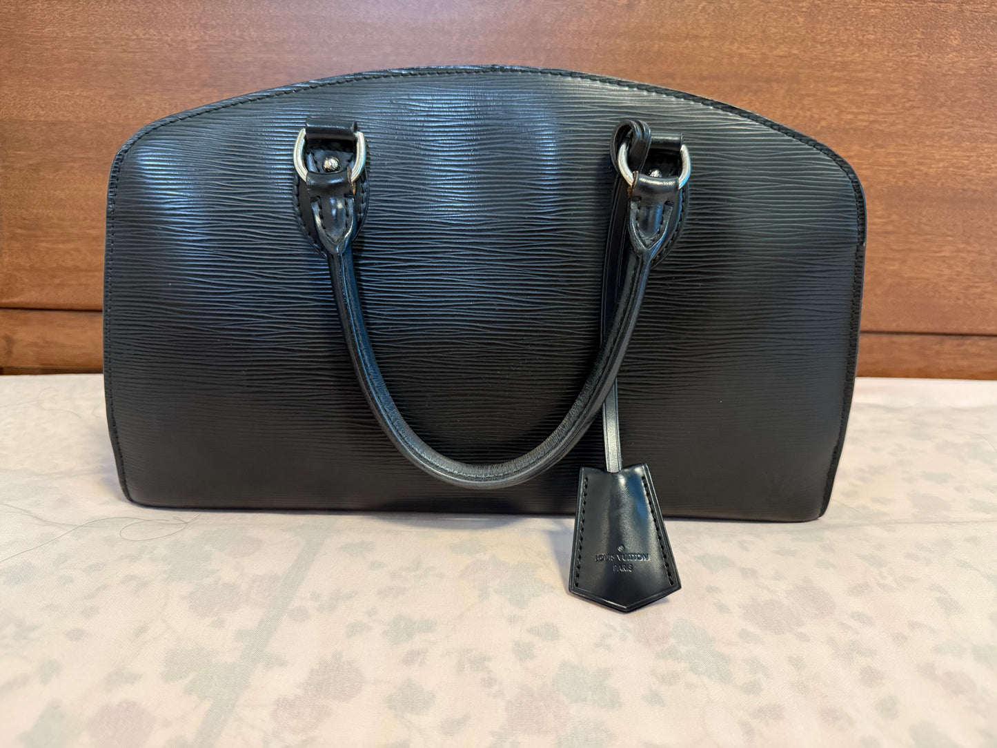 Louis Vuitton - Jasmin - Epi Leather - Black - (Medium)