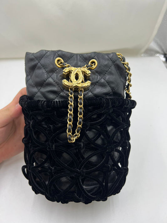 Chanel - Bucket Bag - Velvet mesh and quilted lambskin leather - Black - (mini)