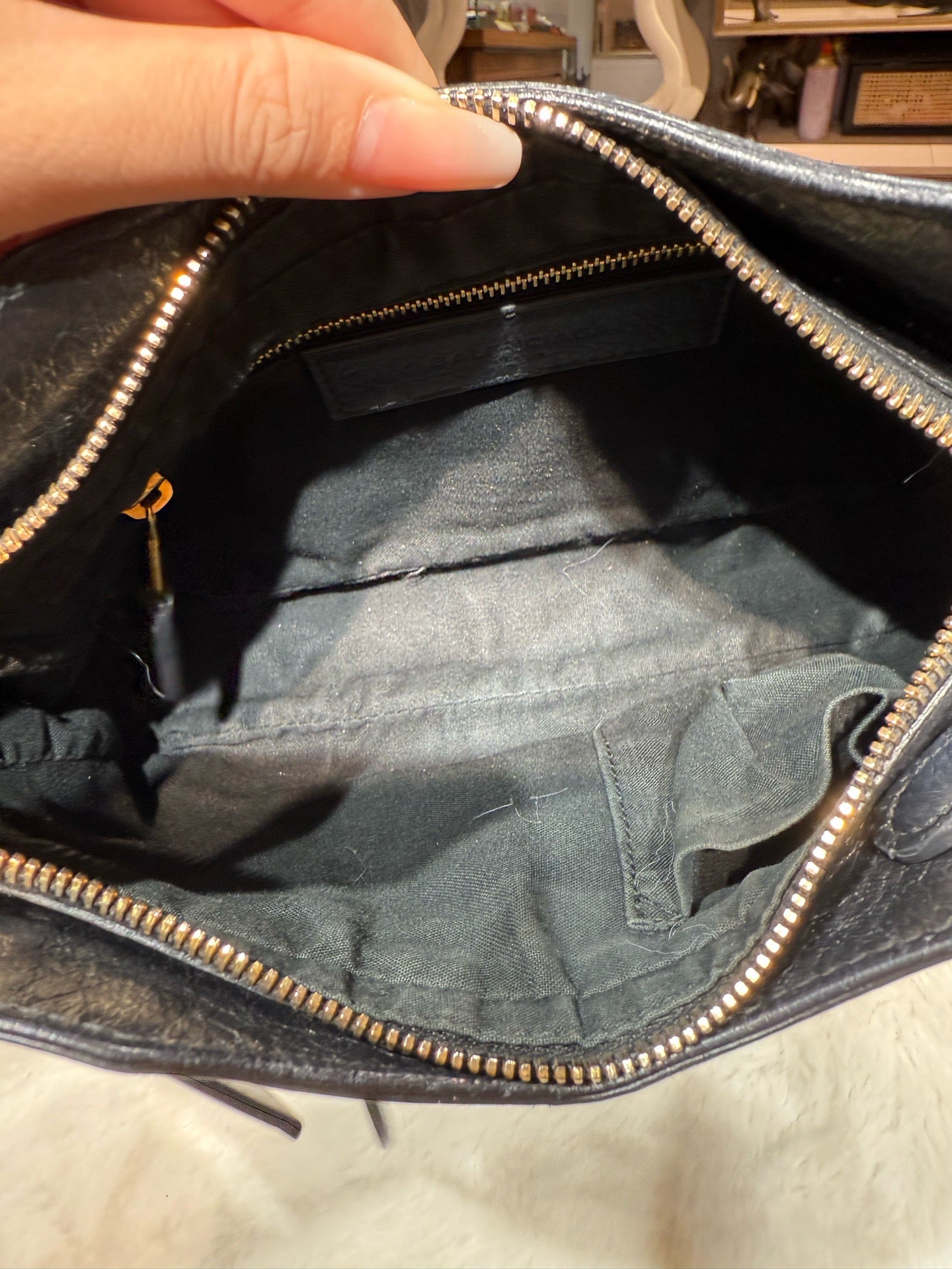 Balenciaga - Classic - Leather - Black - (small)