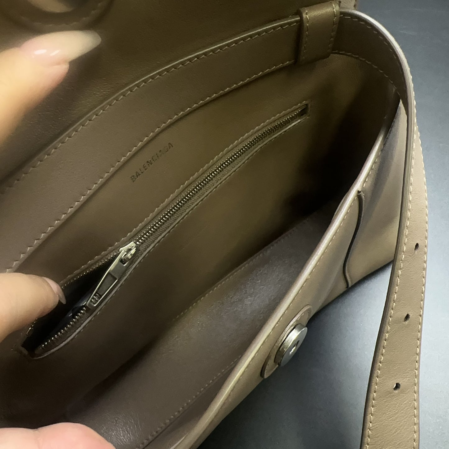 Balenciaga - Downtown - Leather - Brown - (Other)