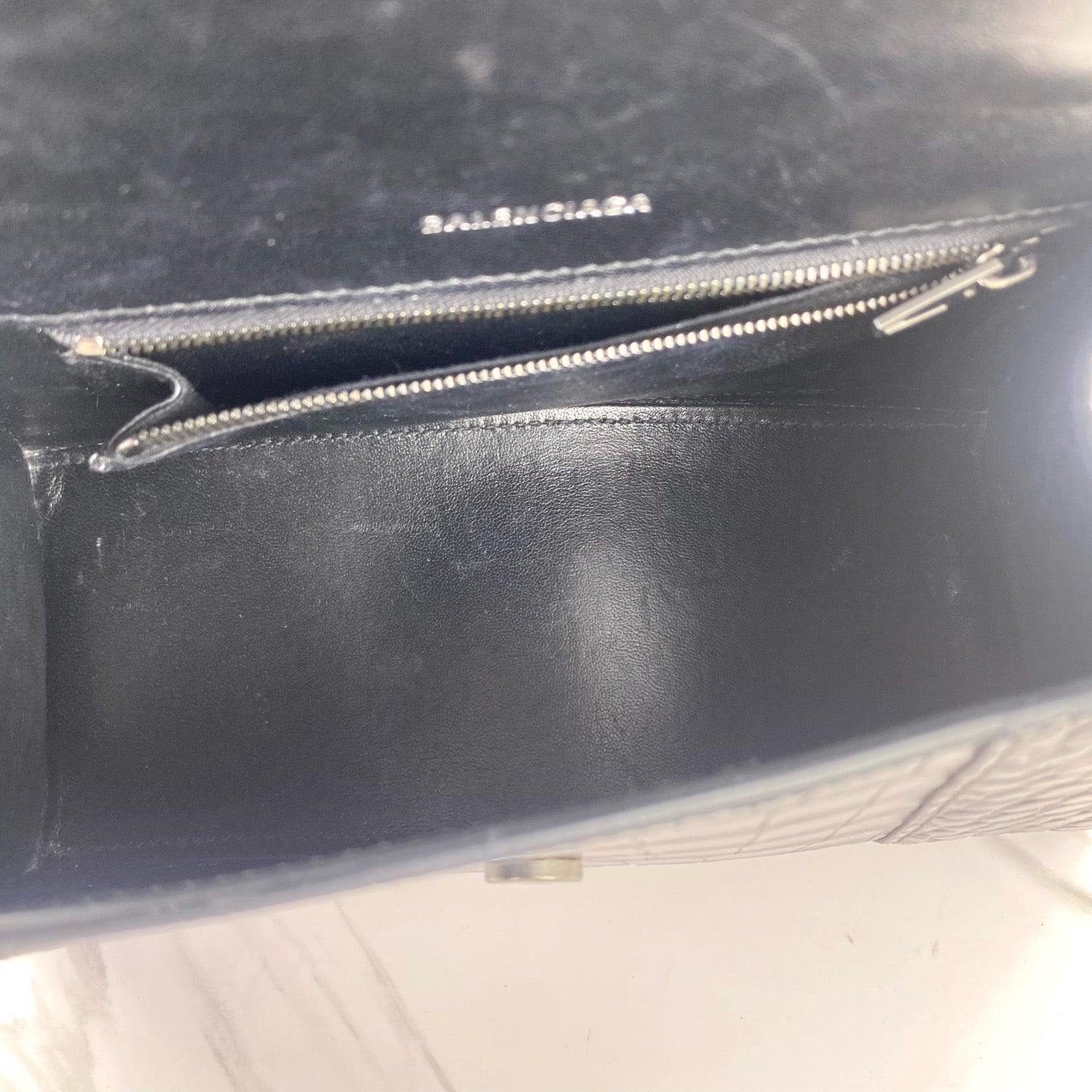 Balenciaga - Hourglass Small Top Handle Bag - Crocodile embossed leather - Black - (small)