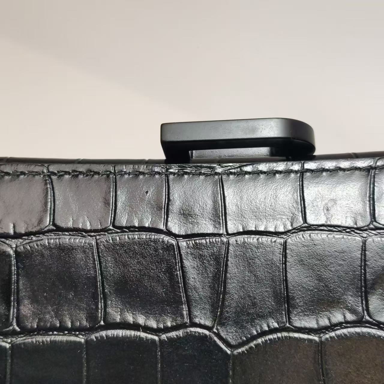 Balenciaga - Hourglass Top Handle Bag - Calfskin leather, crocodile embossed - Black - (Small)