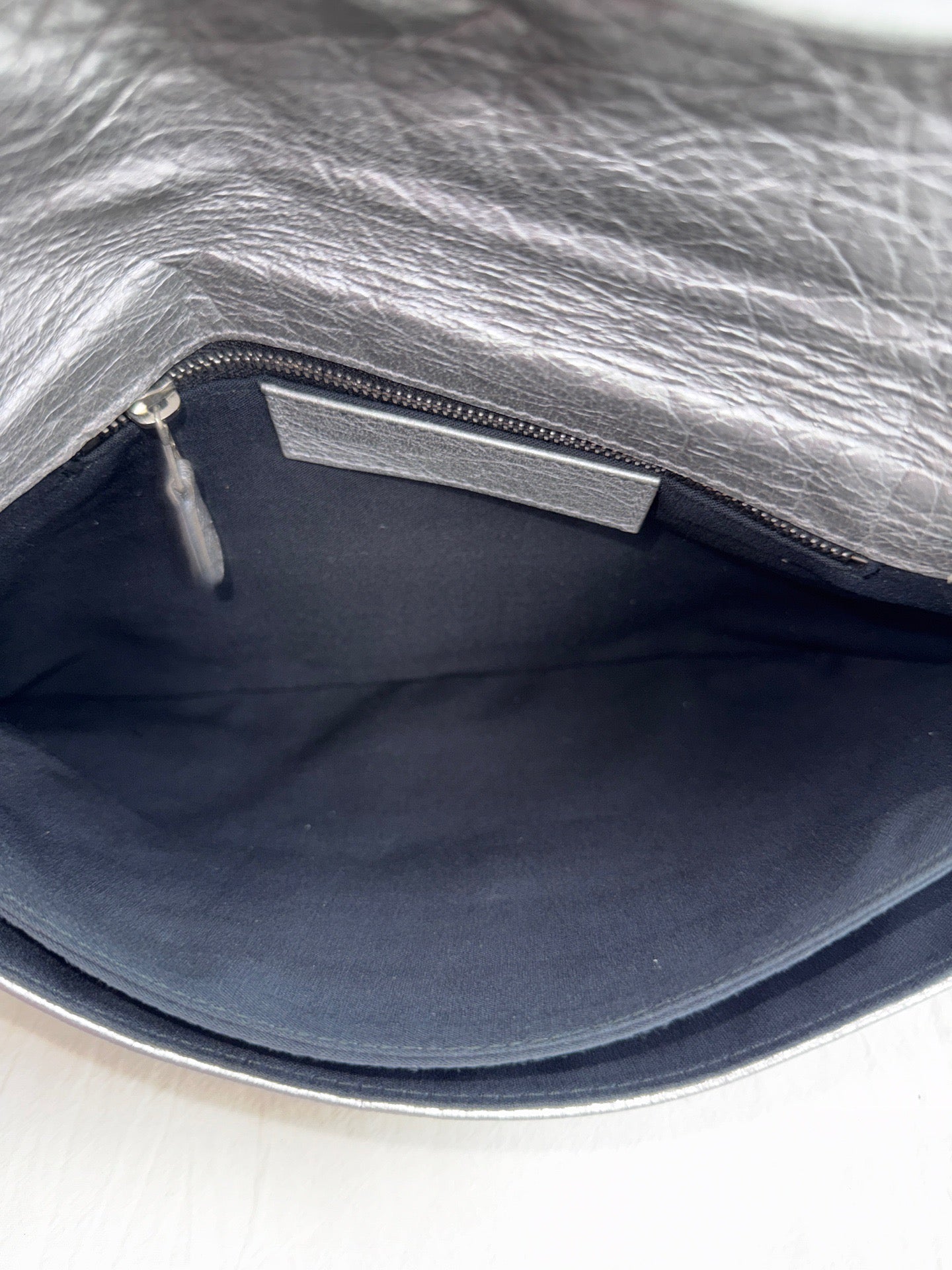 Balenciaga - Other - Leather - Silver - (medium)