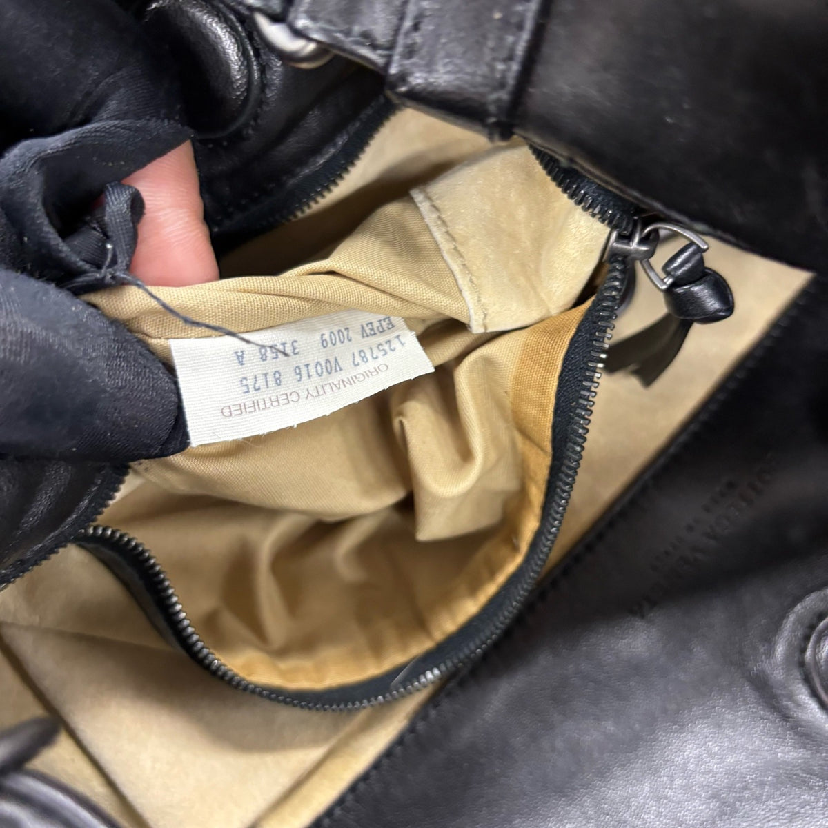 Bottega Veneta - Campana Small - Leather - Black - (small)