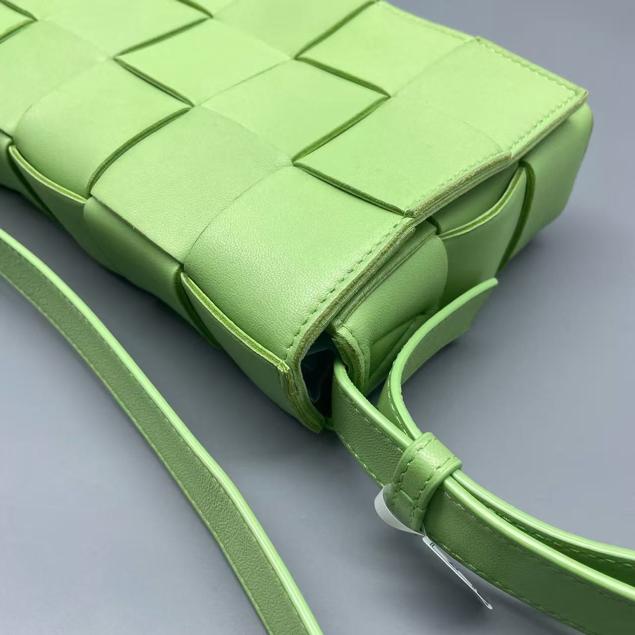 Bottega Veneta - Cassette - Leather - Green - (Small)