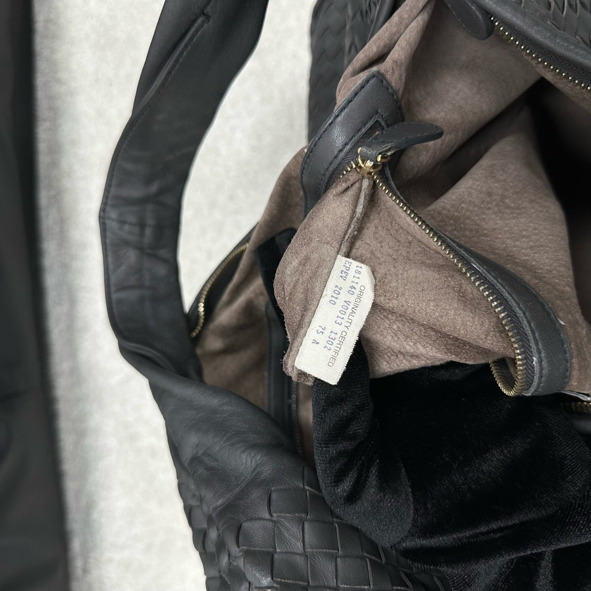 Bottega Veneta - Monk Hobo Bag - Leather - Grey - (Large)