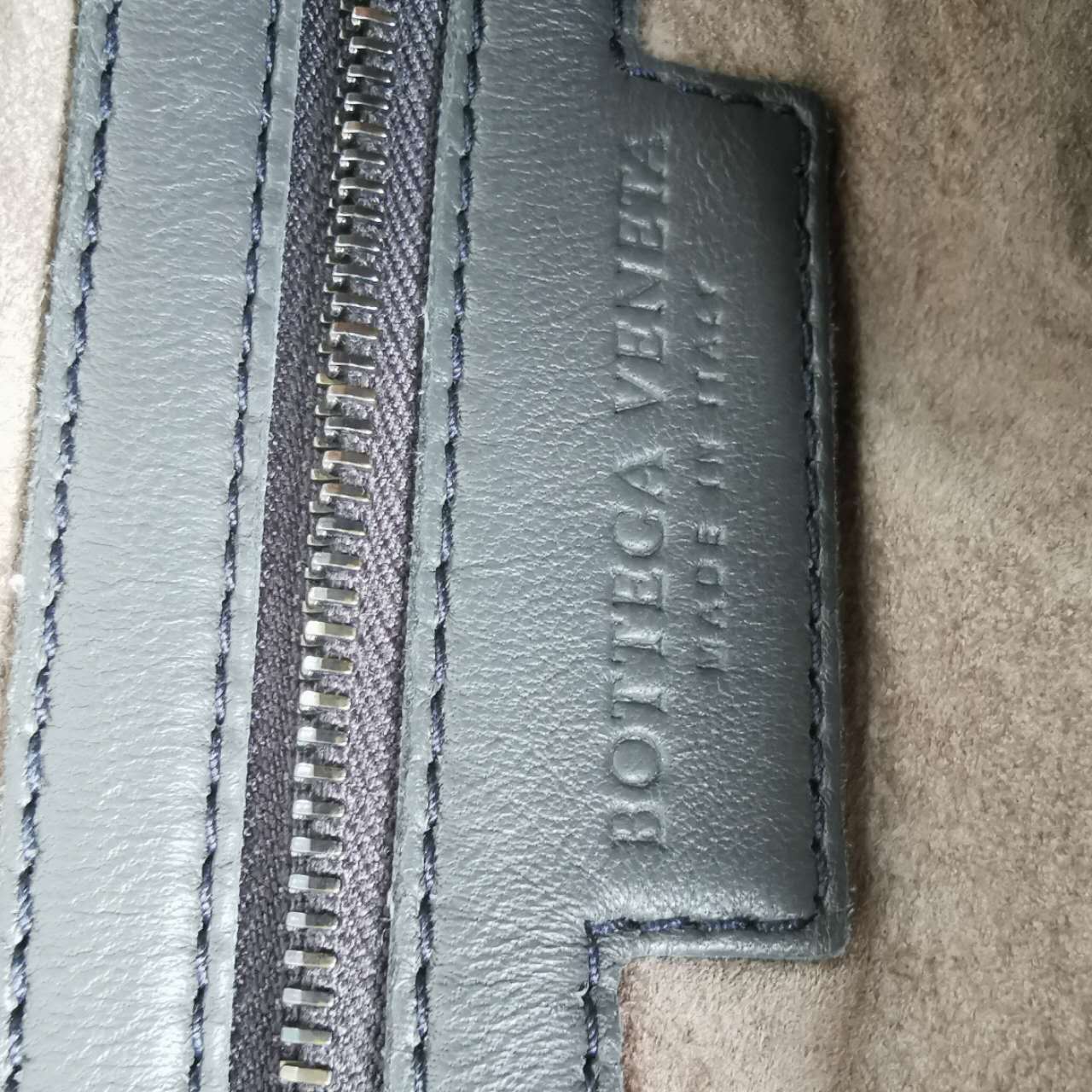 Bottega Veneta - Other - Leather - Grey - (large)