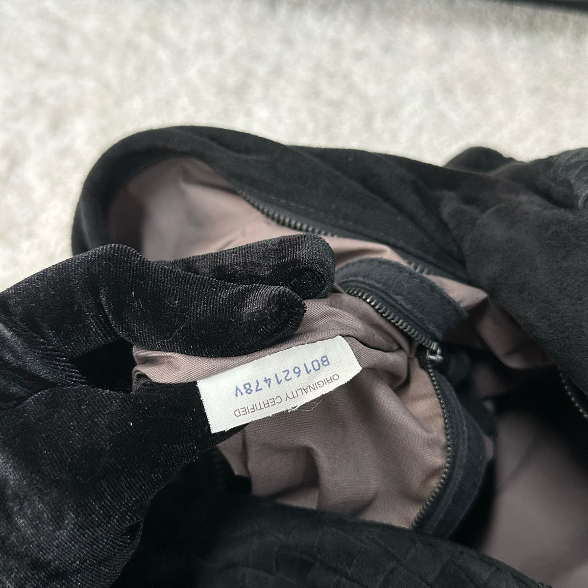 Bottega Veneta - Other - Suede - Black - (large)