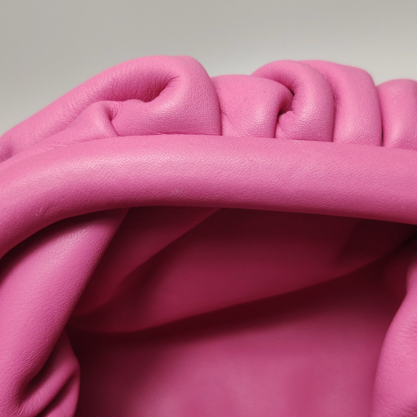 Bottega Veneta - The Pouch - Leather - Pink - (mini)