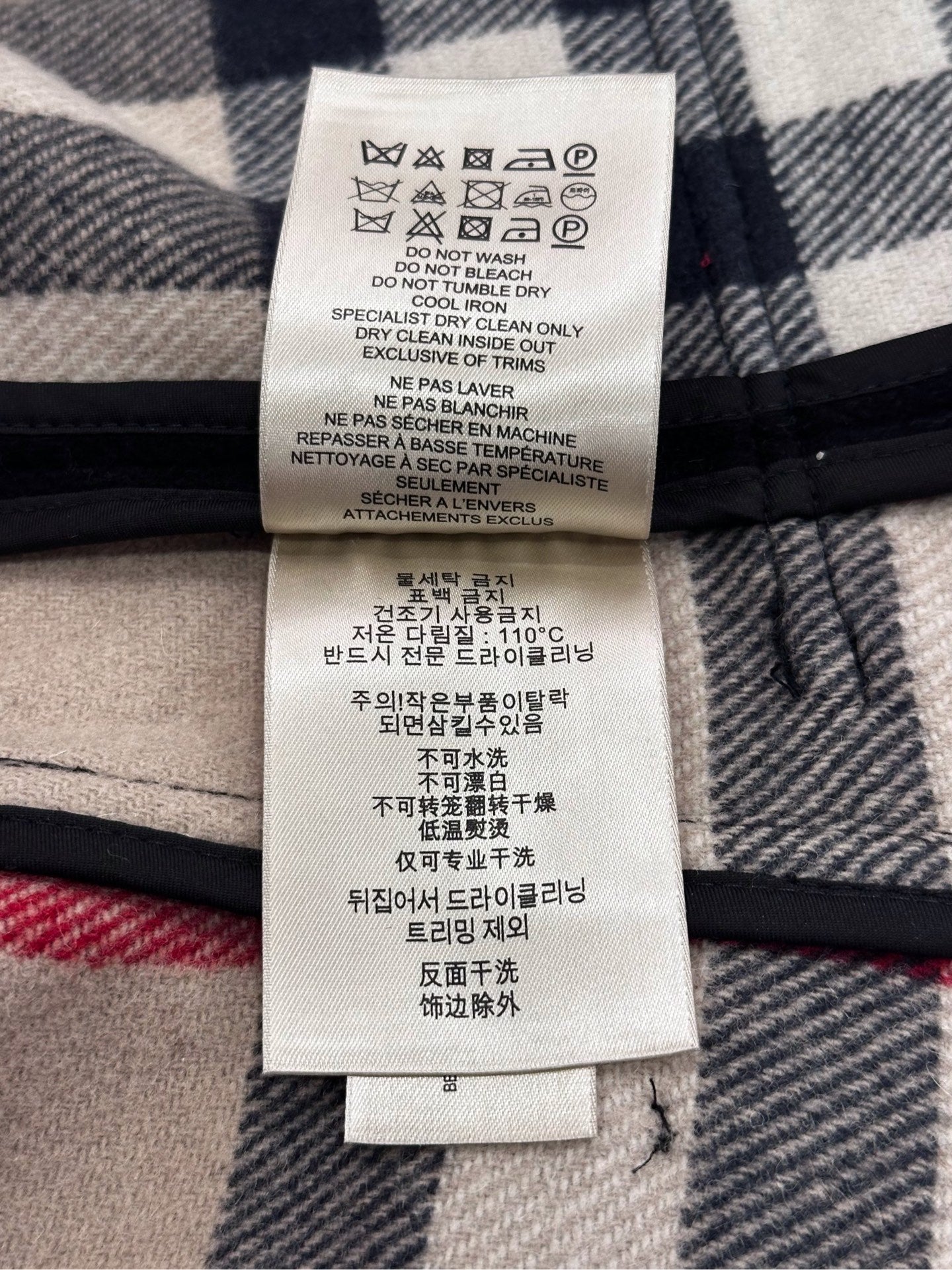Burberry - Brit - Wool - Black - (4)