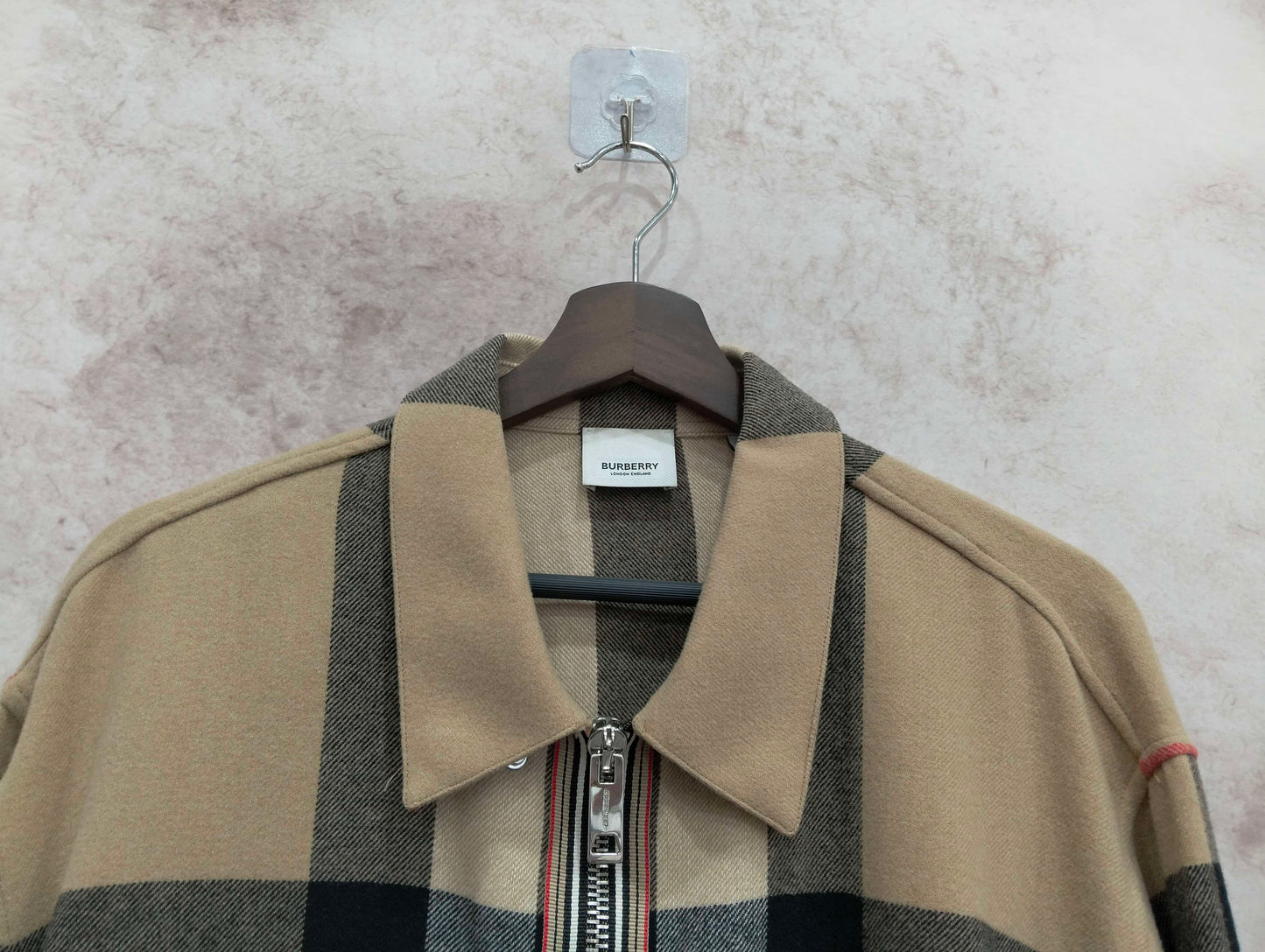 Burberry - Other - Wool - Beige - (L)