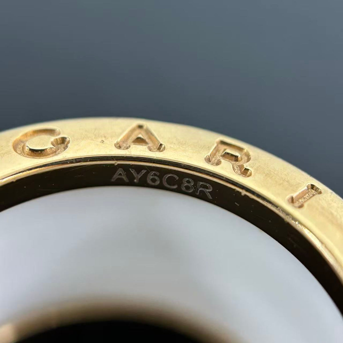 Bvlgari - B.Zero 1 - Yellow gold - White - (52)