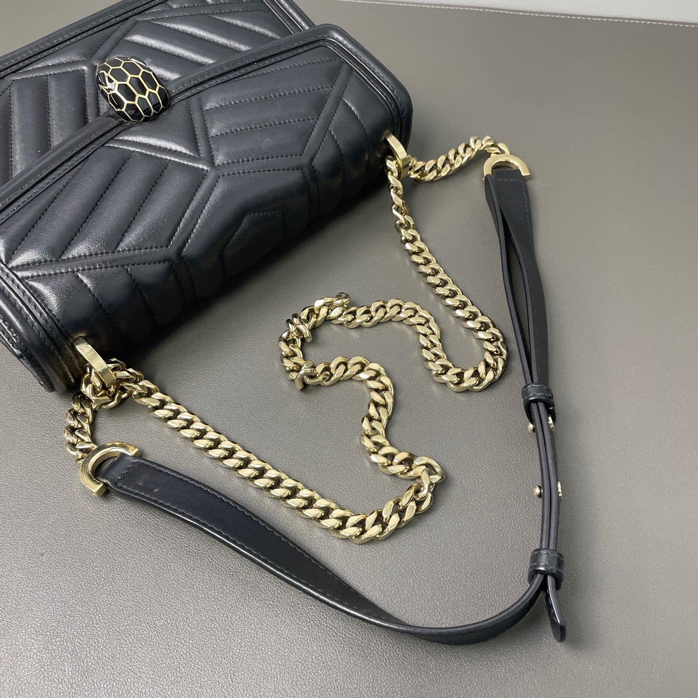 BVLGARI Serpenti Diamond Blast Leather Black - view 9