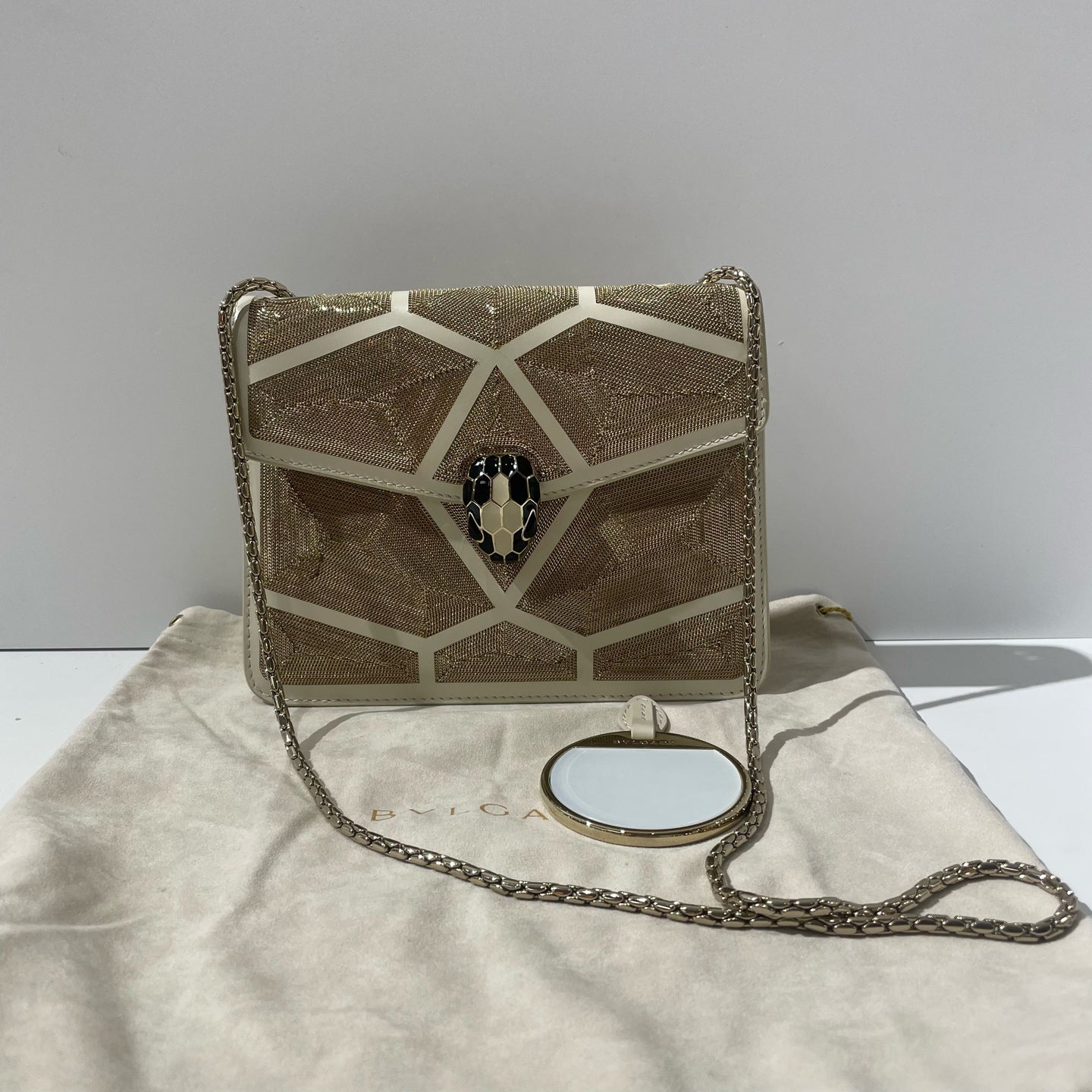 Bvlgari - Serpenti Forever - Leather with metallic mesh - White with Gold-Tone Accents - (small)