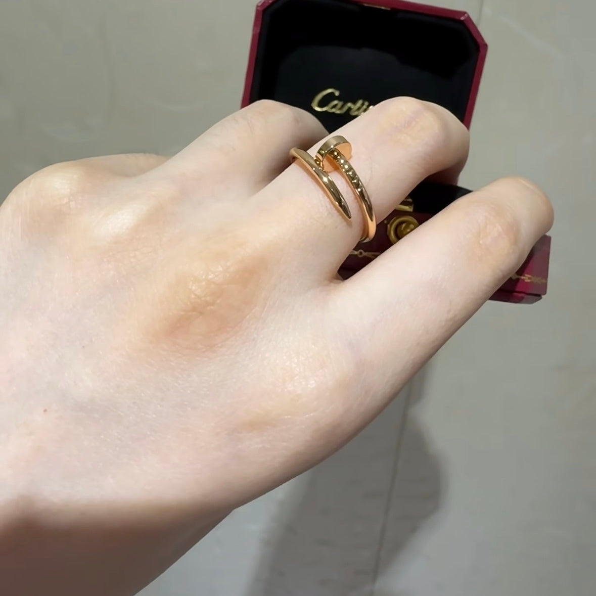 Cartier - Juste un Clou - Yellow gold - Gold - (54)