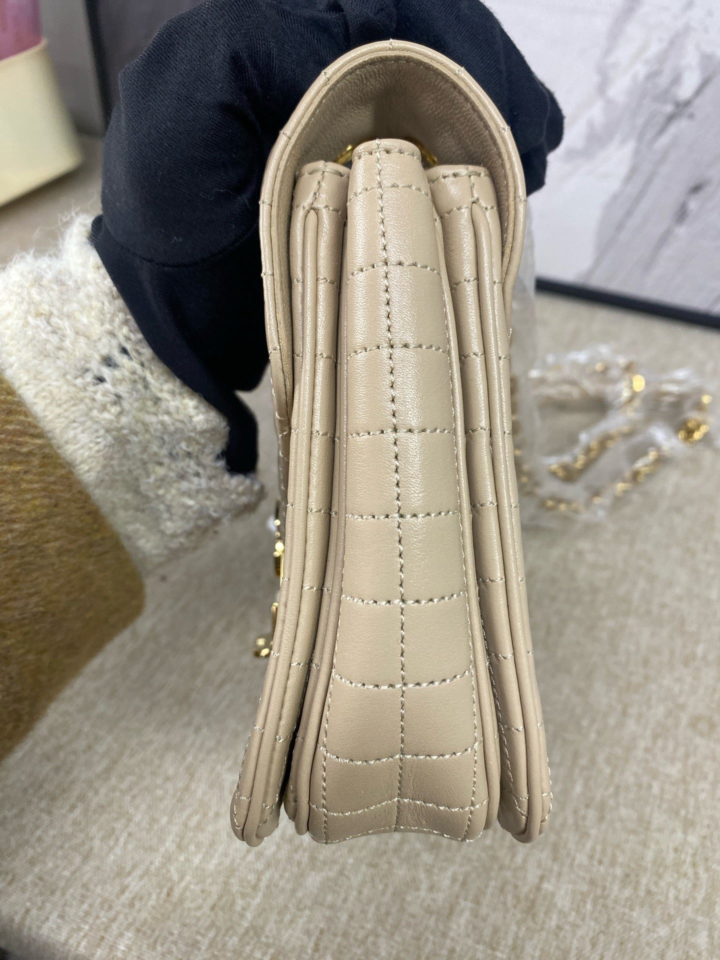 Celine - C Bag Chain Bag - Cowhide leather - Beige - (Small)