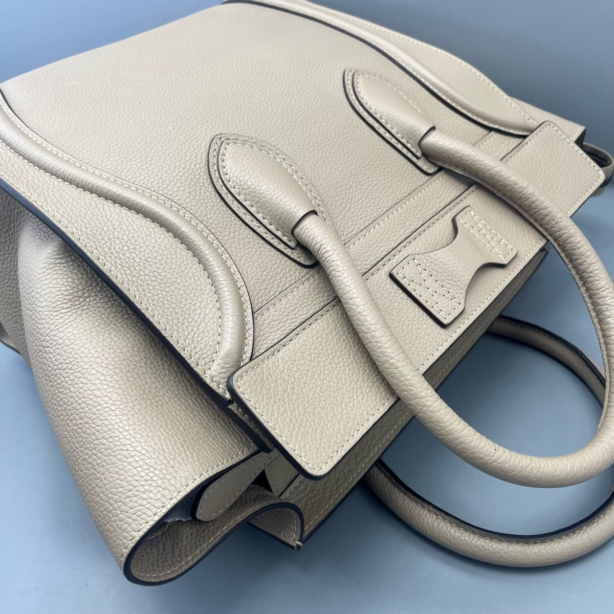 Celine - Luggage Handbag - Leather - Beige - (medium)