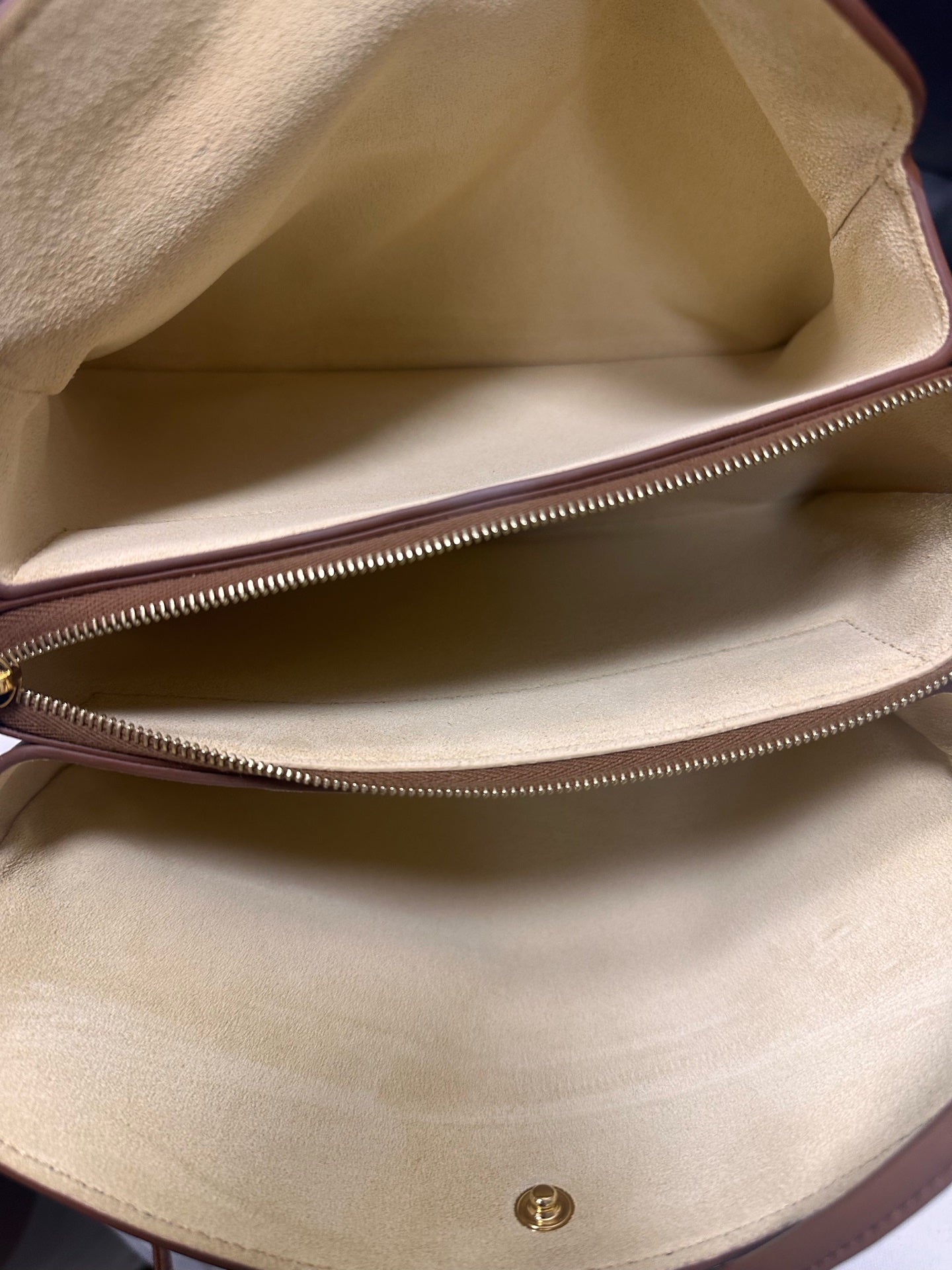 Celine - Other - Leather - Camel - (small)