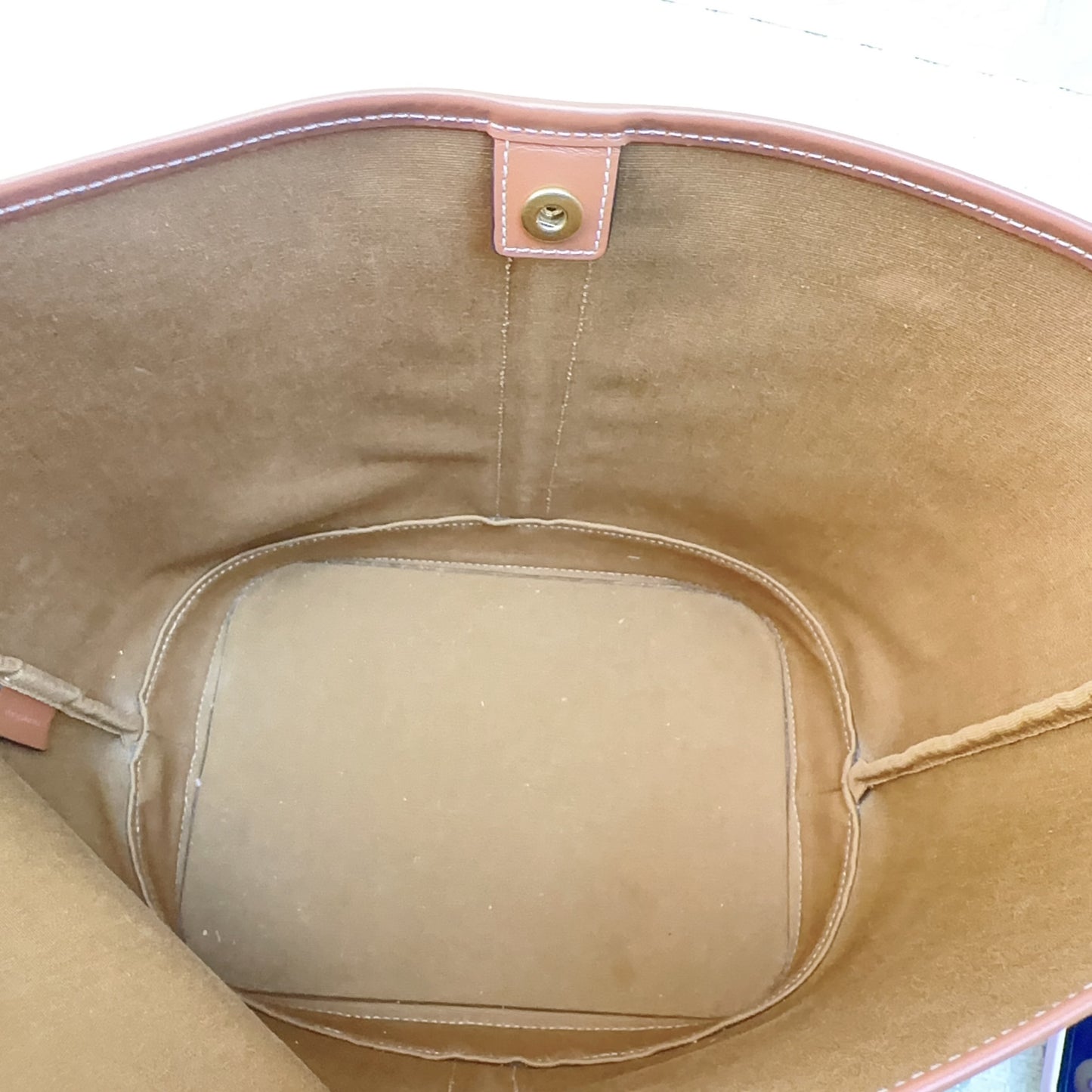 Celine - Triomphe Bucket Bag - Leather - Brown - (medium)