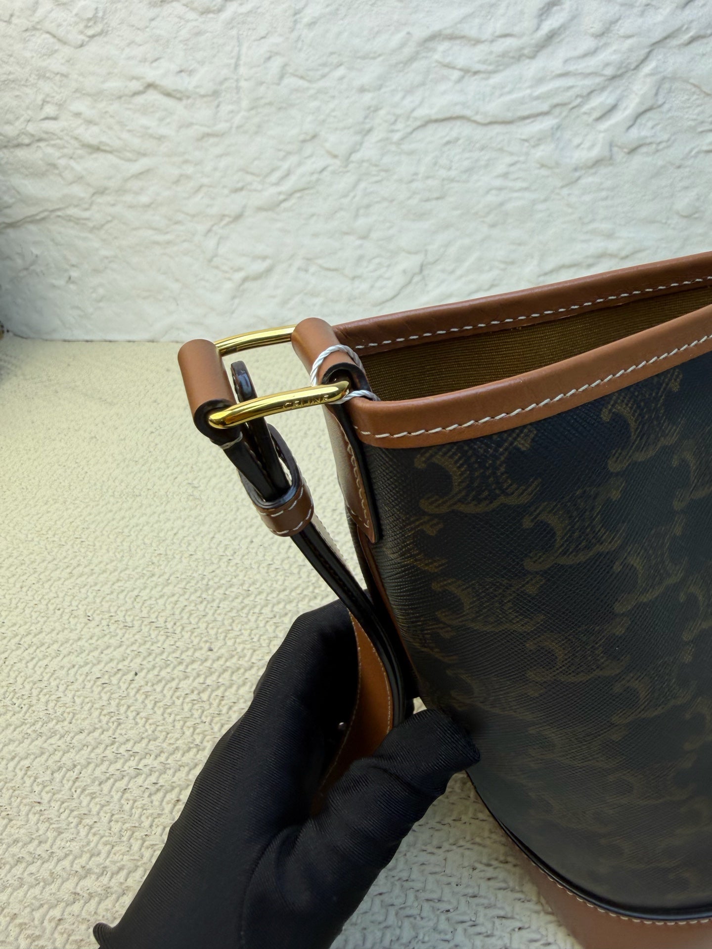 Celine - Triomphe Bucket Bag - Leather - Brown - (Small)