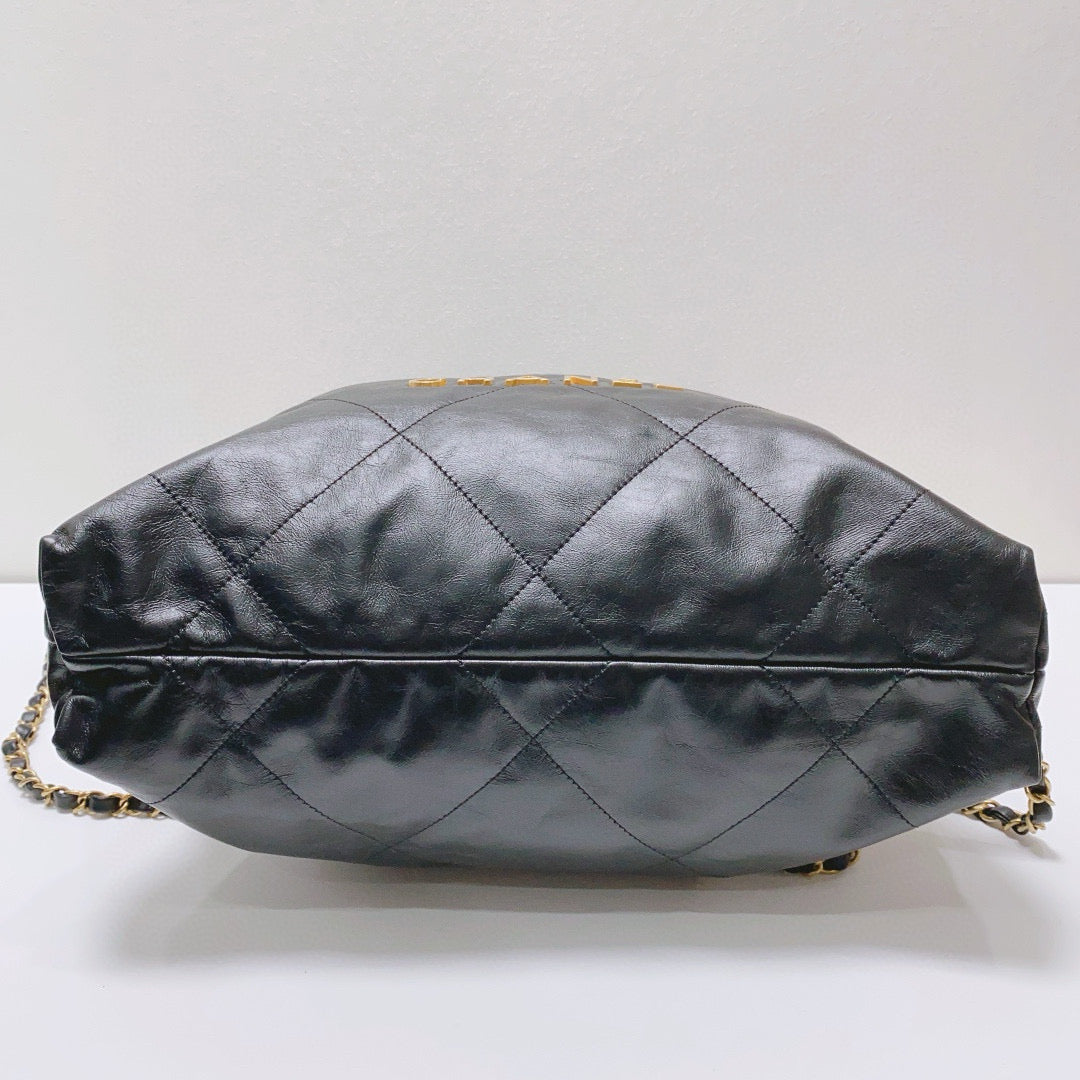 Chanel - 22bag - Leather - Black
