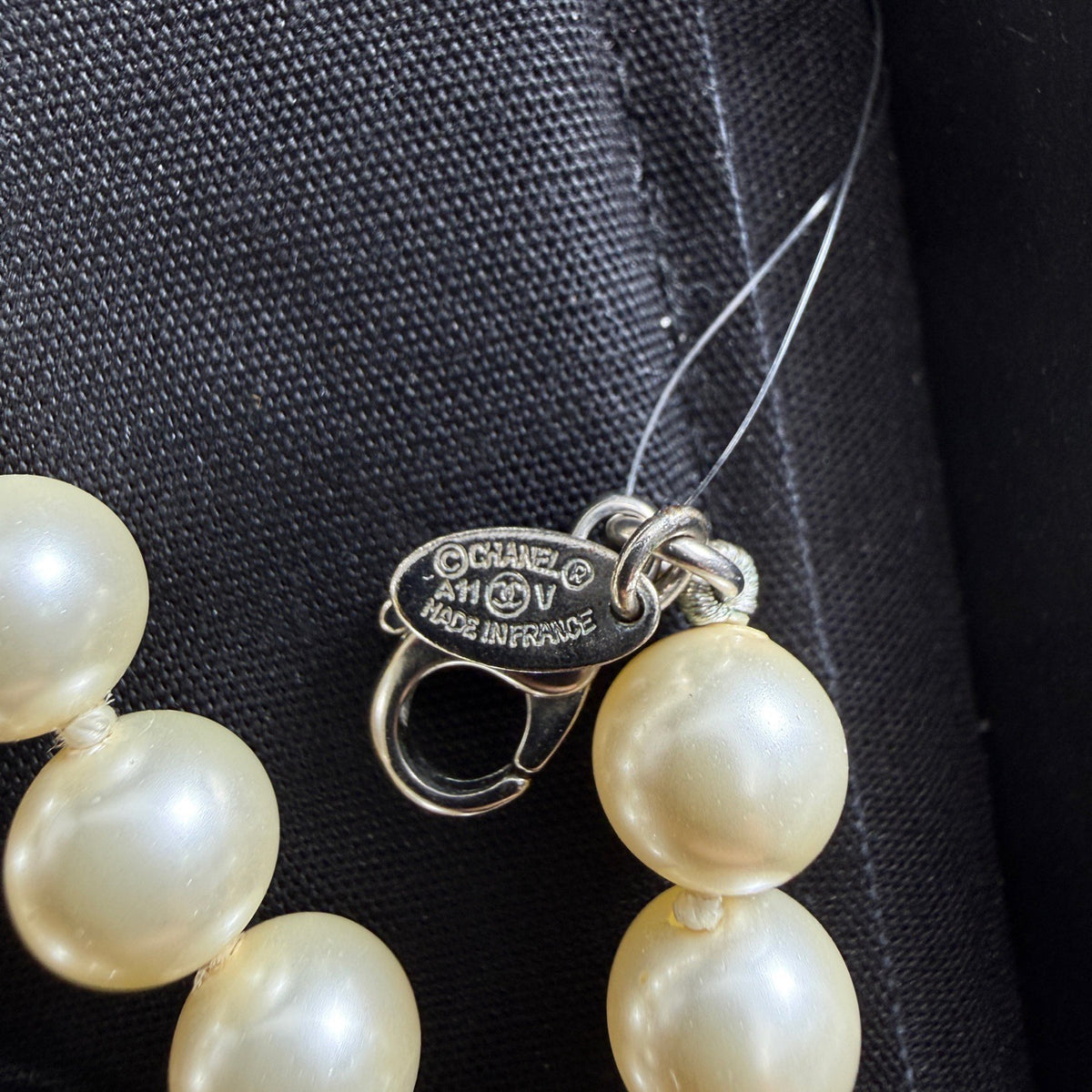 Chanel - A11 V - Pearl - Beige