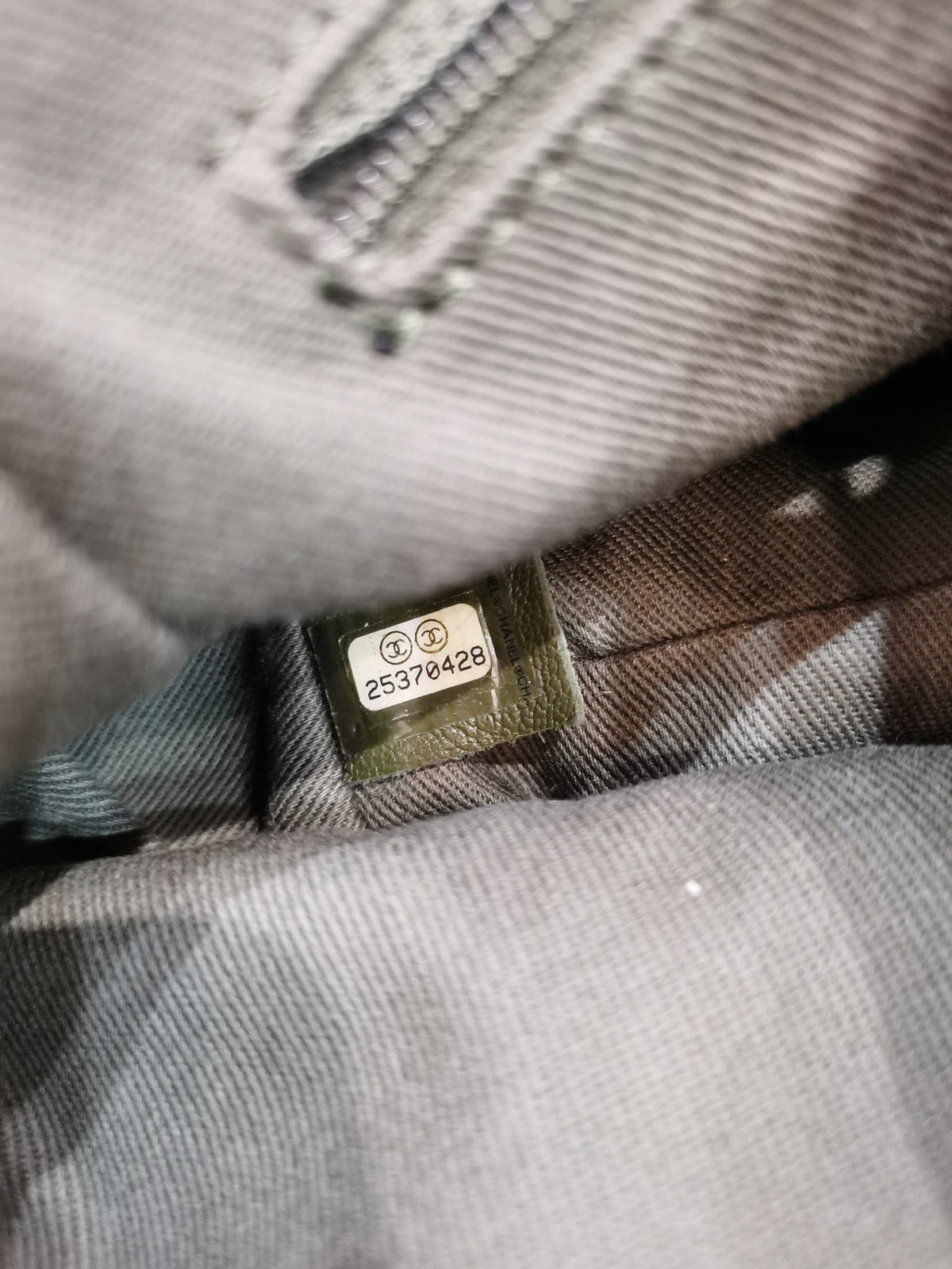 Chanel - Backpack - Leather - Green - (medium)