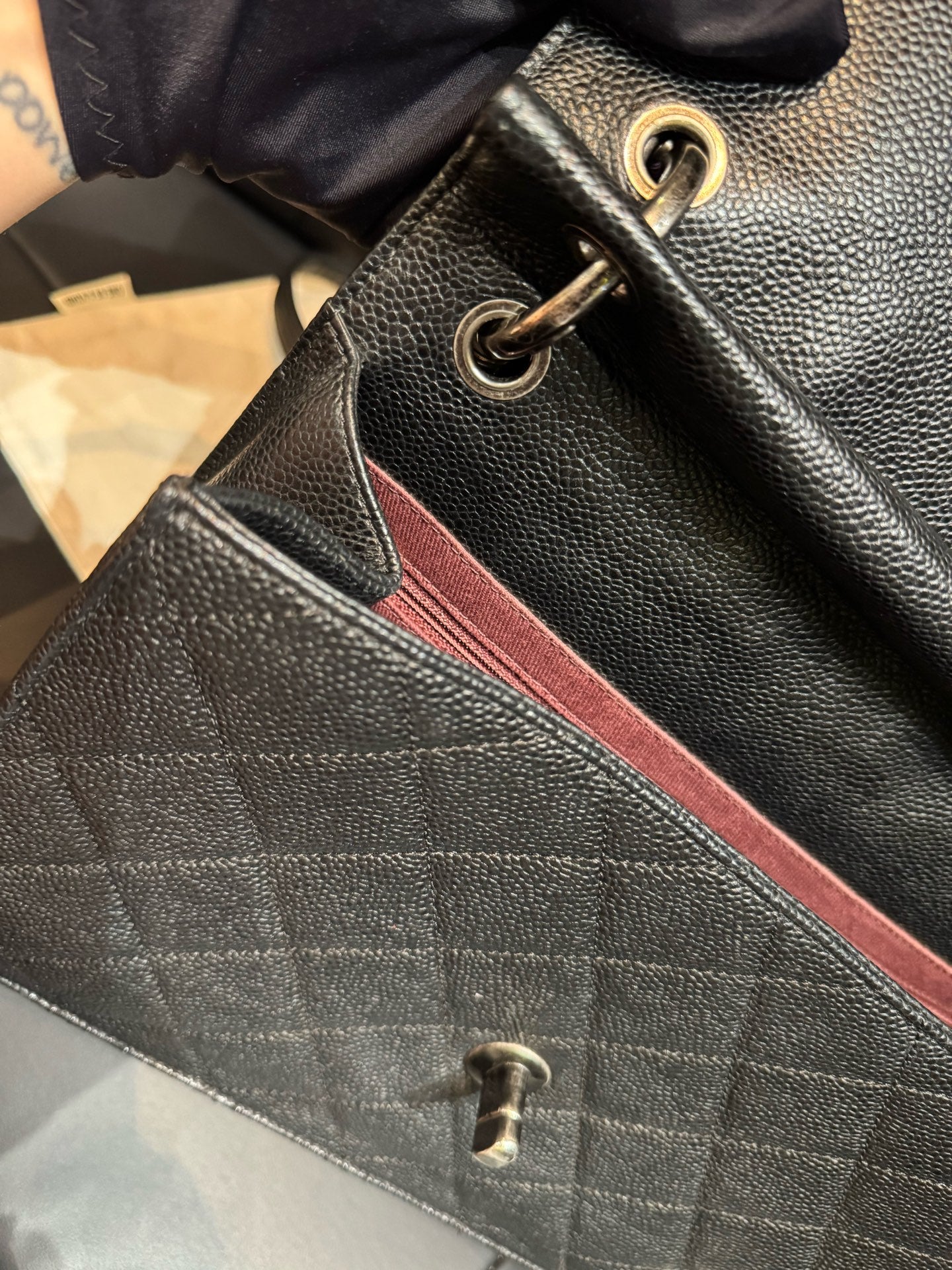 Chanel - Bombay - Leather - Black - (medium)