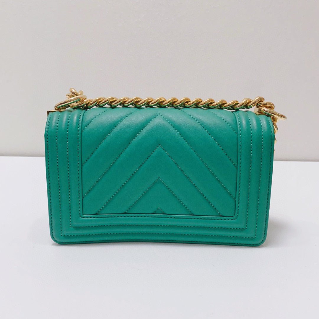 Chanel - Boy Bag - Calfskin leather - Green with Gold-Tone Hardware - (Mini)