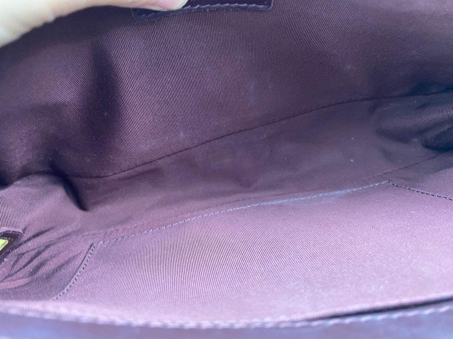 Chanel - Boy - Calfskin leather - Burgundy - (small)