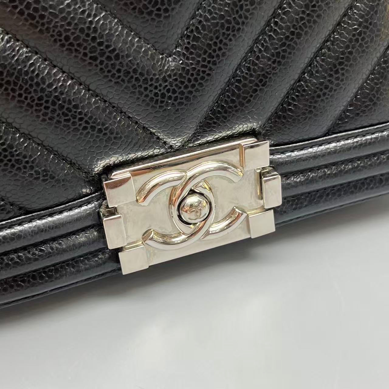 Chanel - Boy Chanel - Caviar leather - Black with silver-tone hardware - (Small)