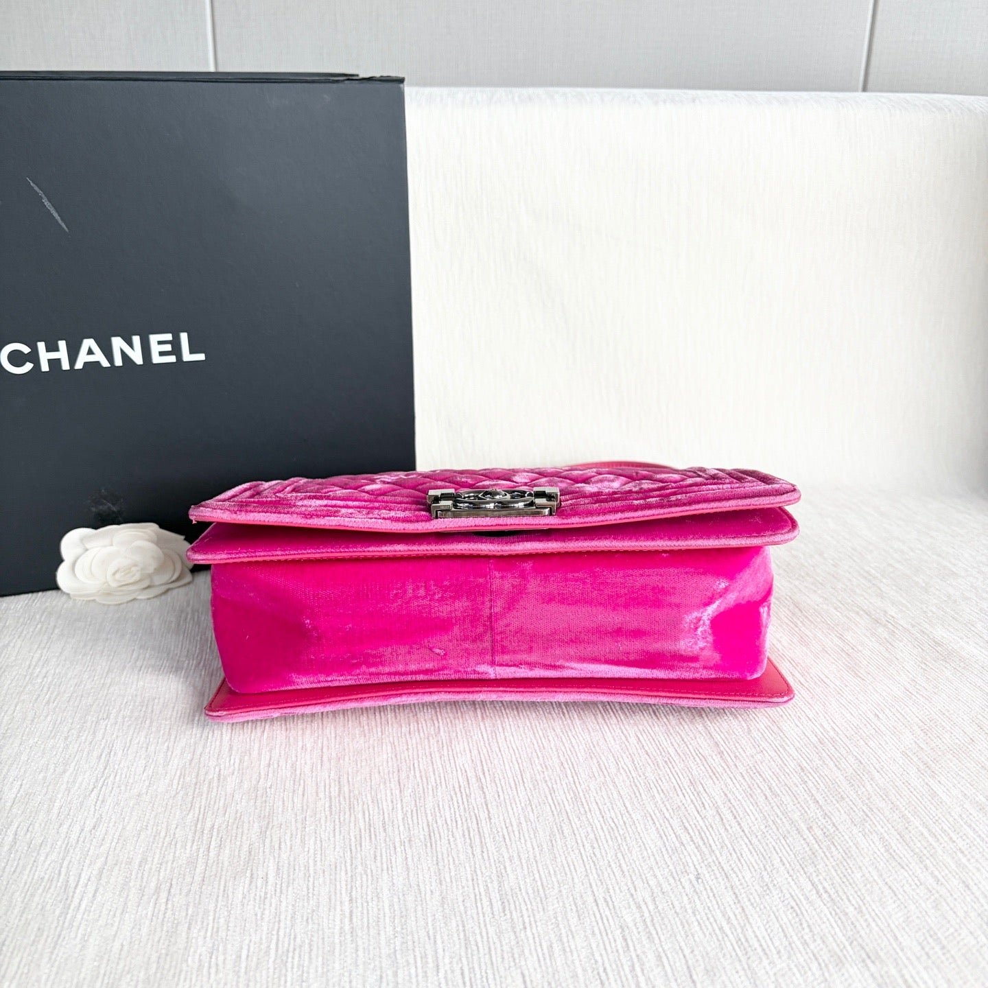 Chanel - Boy Chanel - Velvet - Pink - (Medium)