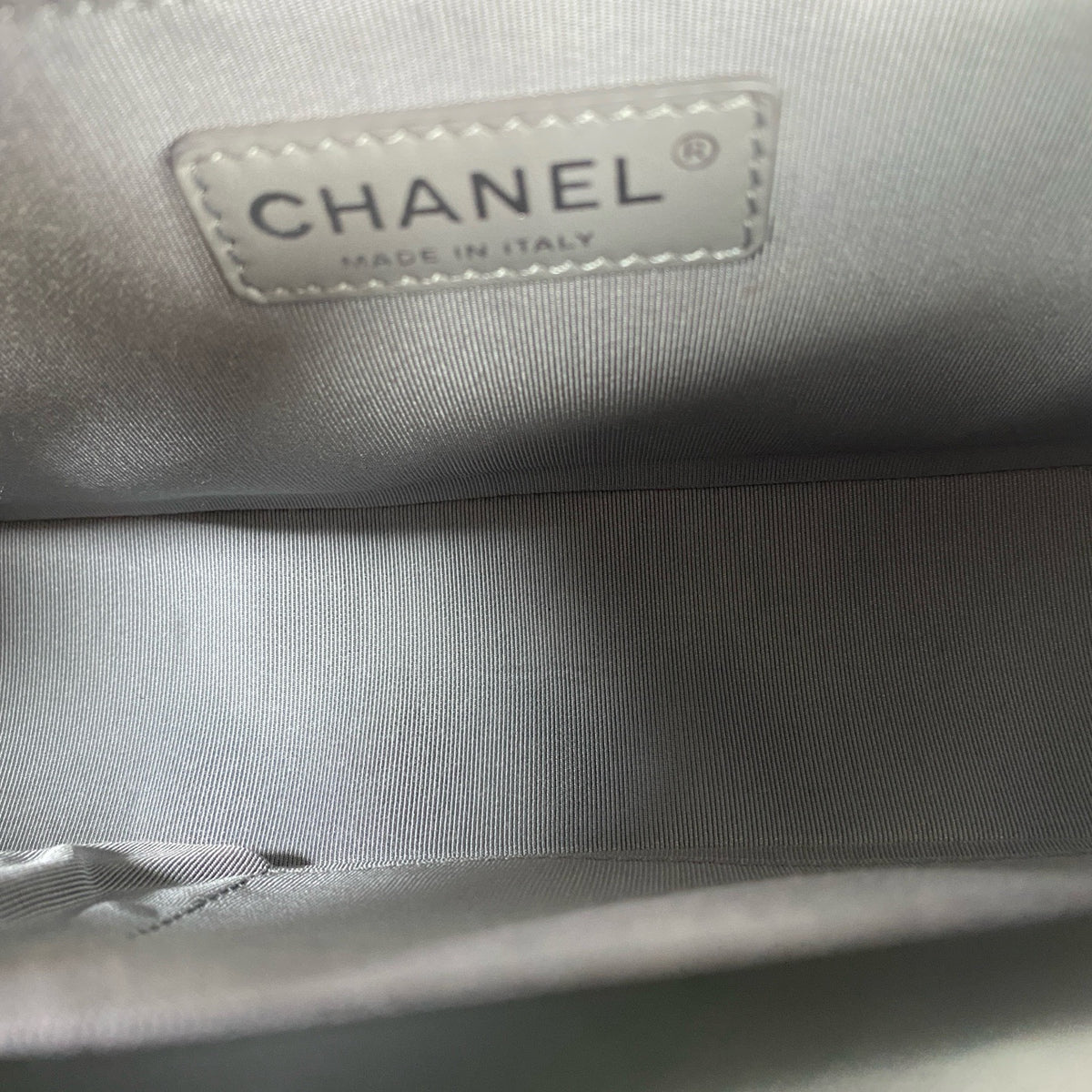 Chanel - Boy - Leather - Black - (medium)