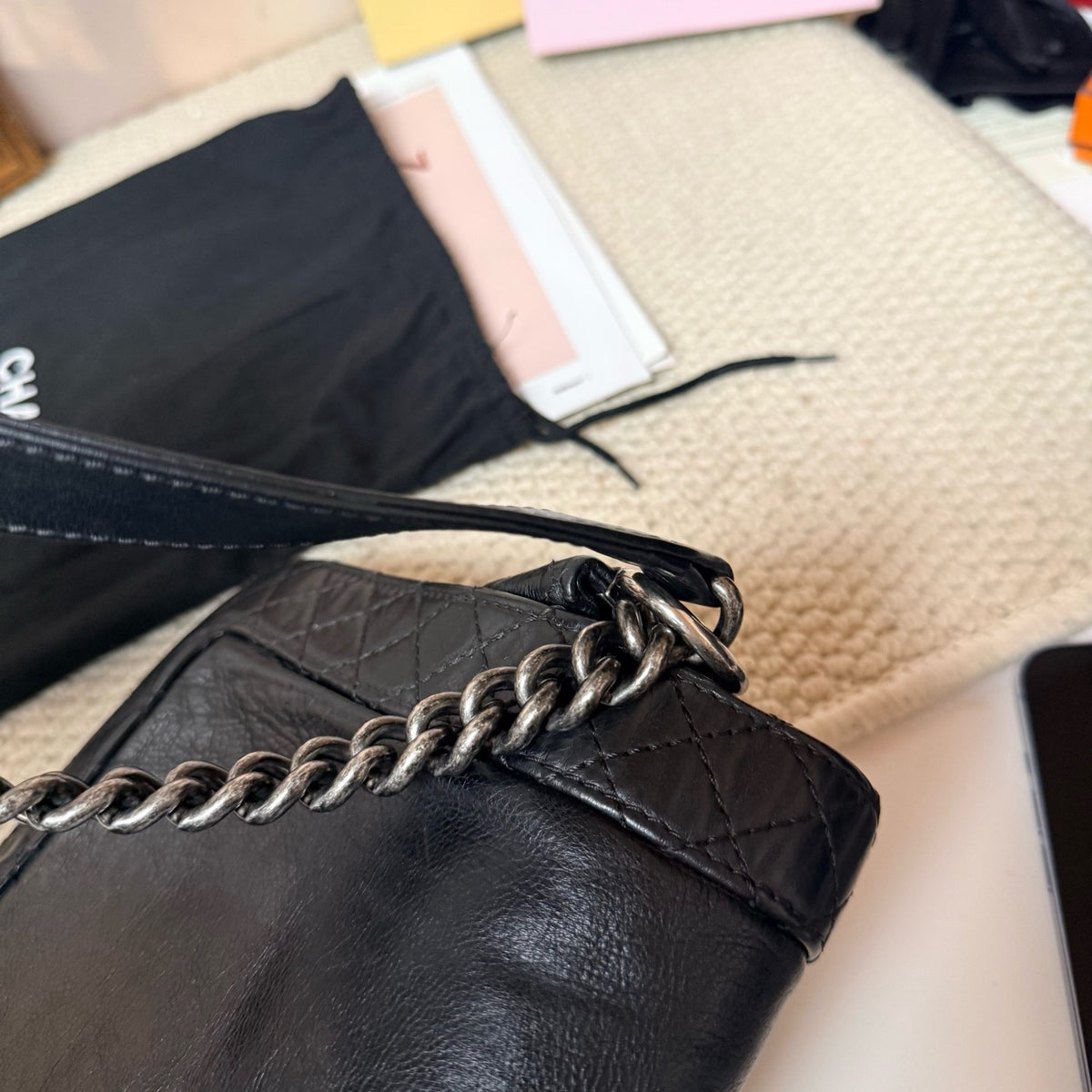 Chanel - Boy Medium - Leather - Black - (medium)