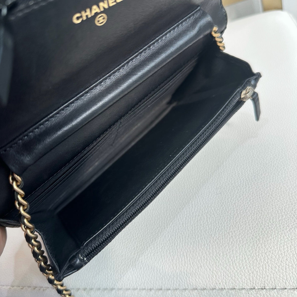Chanel - Boy Wallet on Chain - Leather - Black - (Small)