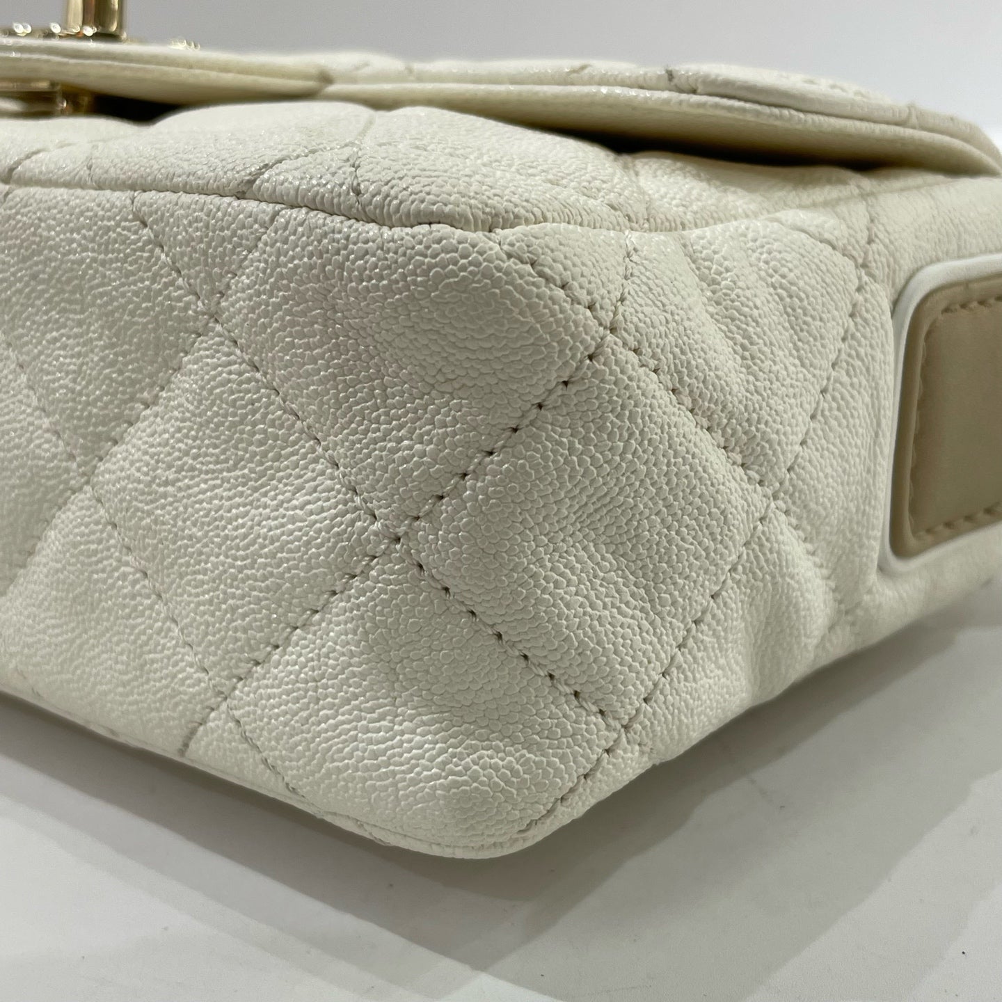 Chanel - CF Large Mini - Grained calfskin leather - White - (mini)