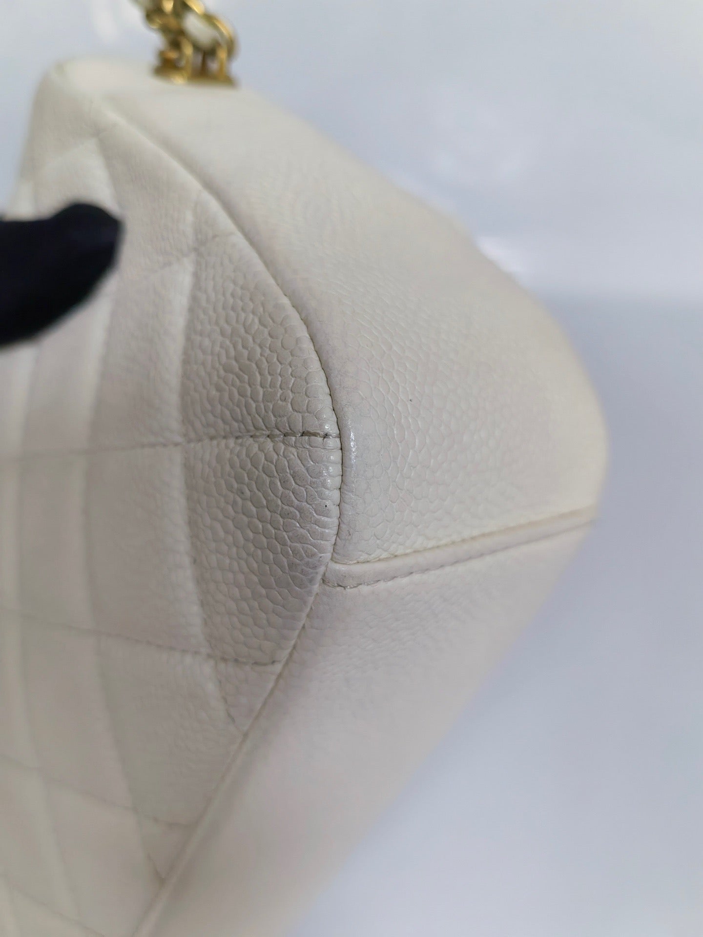 Chanel - Chanel 19 - Leather - White - (mini)