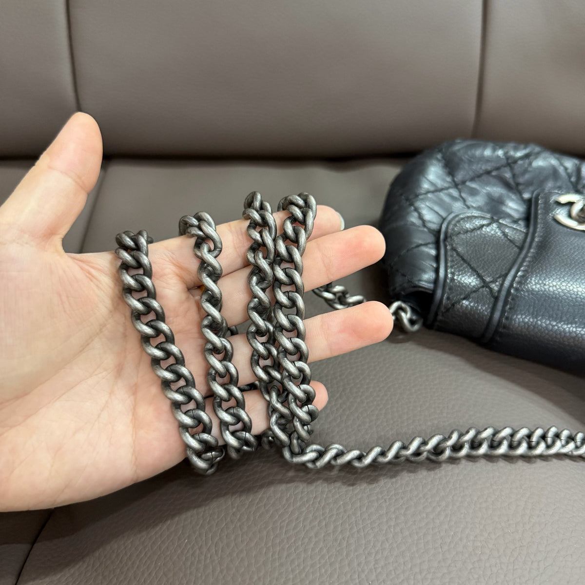 Chanel - Chanel 19 Mini - Leather - Black - (mini)