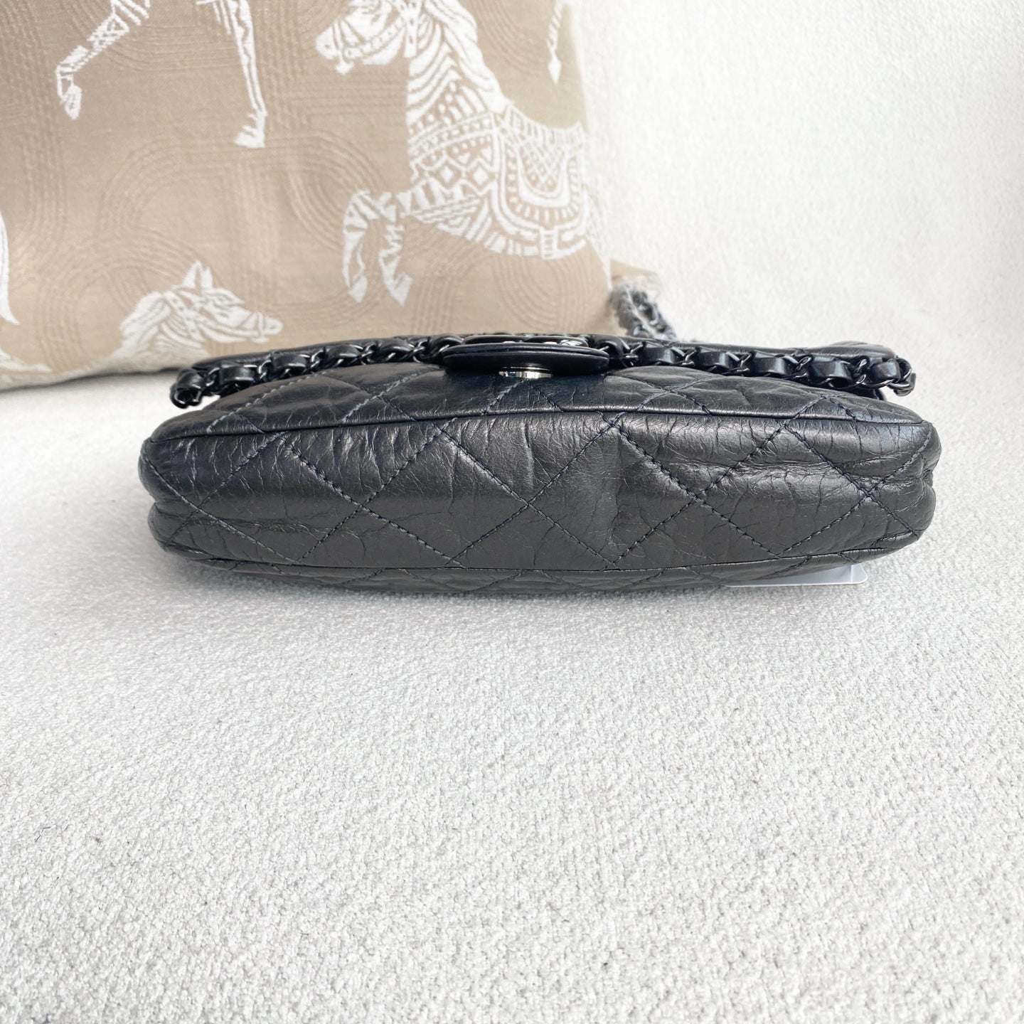 Chanel - Classic Flap Bag - Aged calfskin leather - Dark Grey - (Medium)