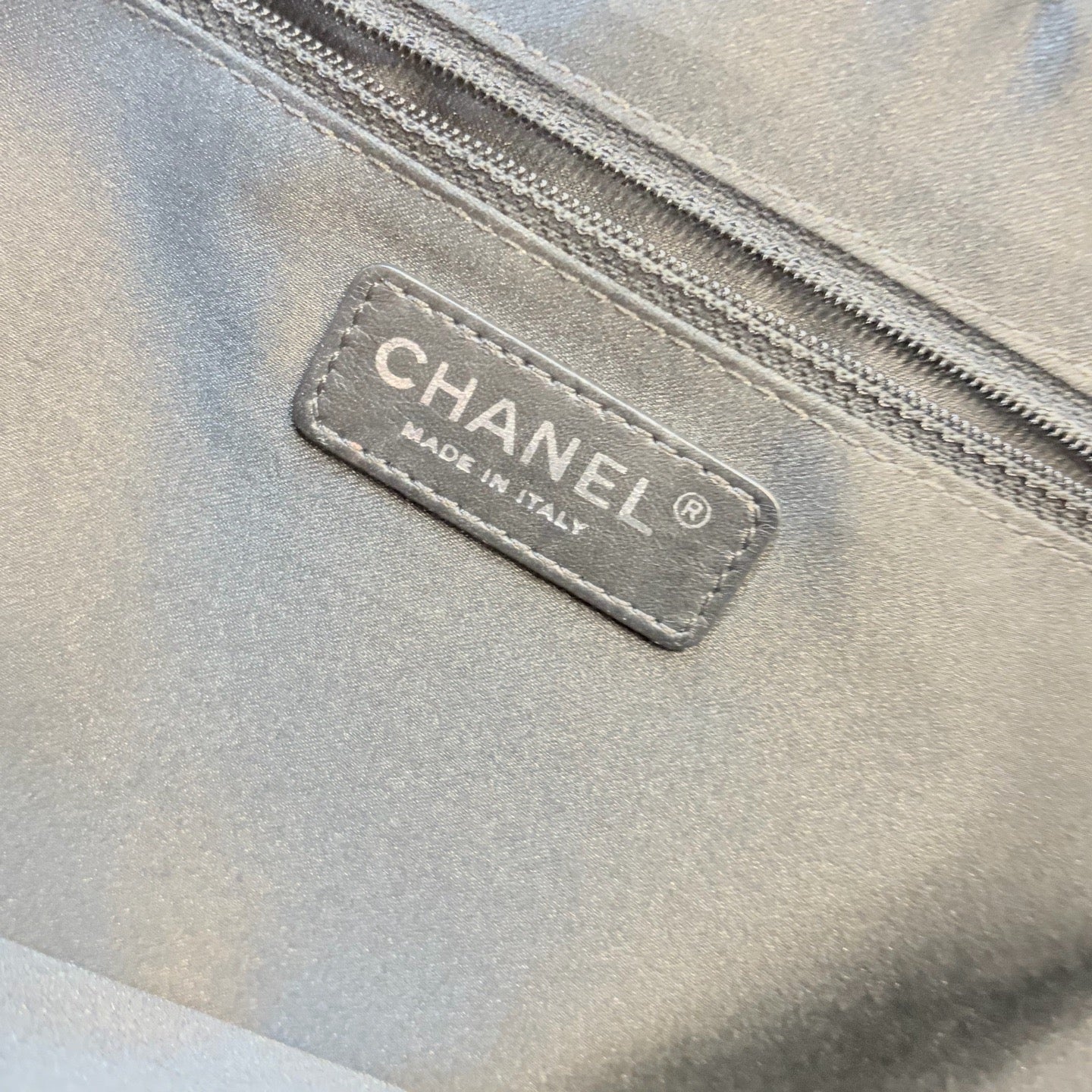 Chanel - Classic Flap Jumbo - Leather - Black - (large)