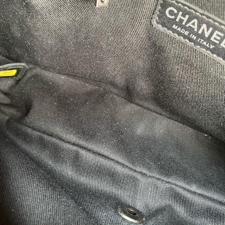 Chanel - Classic Flap - Leather - Burgundy - (large)