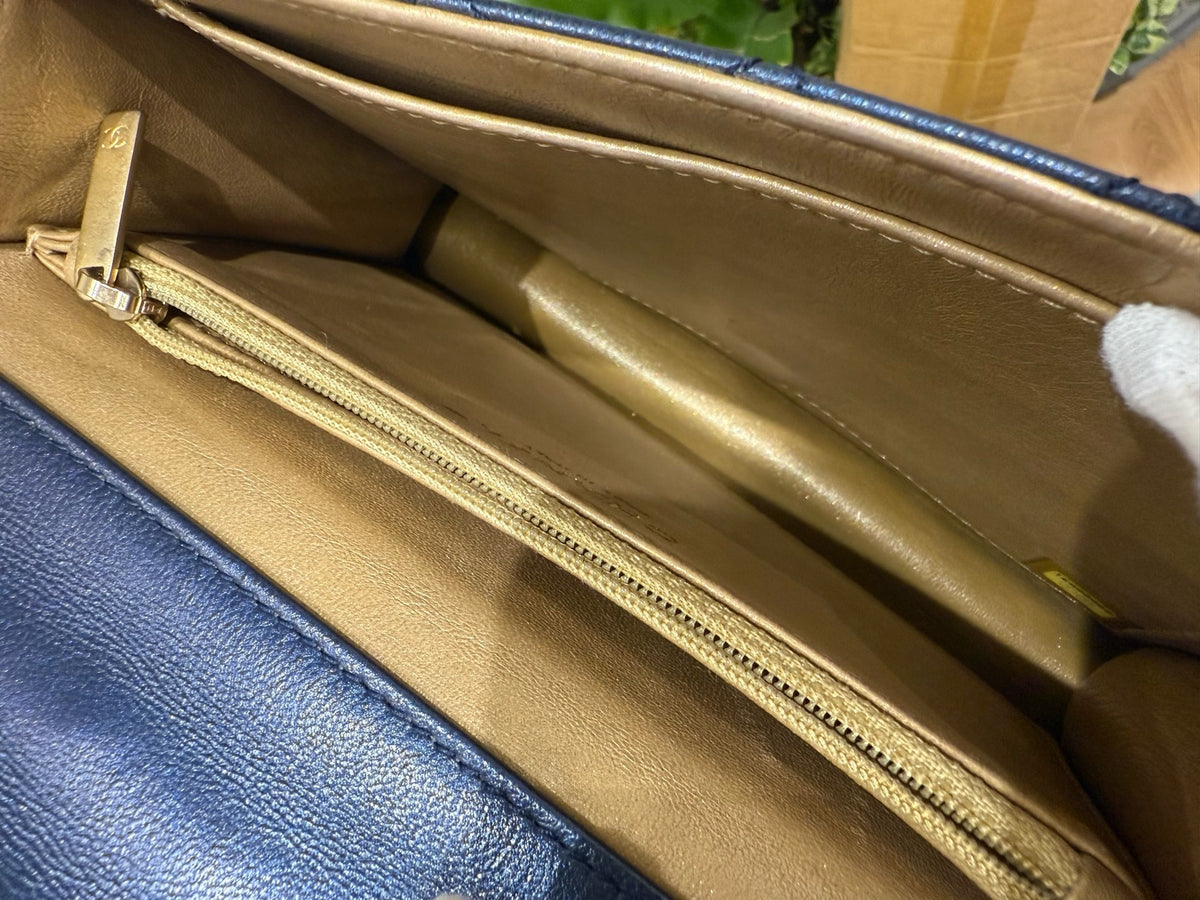 Chanel - Classic Flap - Leather - Navy