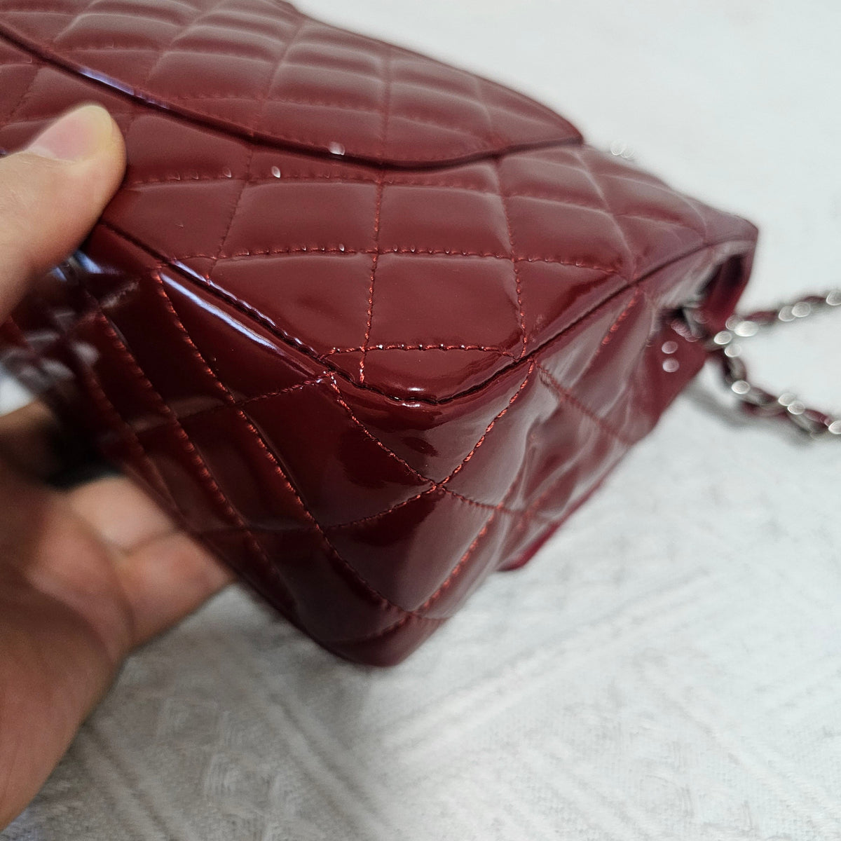 Chanel - Classic Flap Medium - Patent leather - Burgundy - (medium)