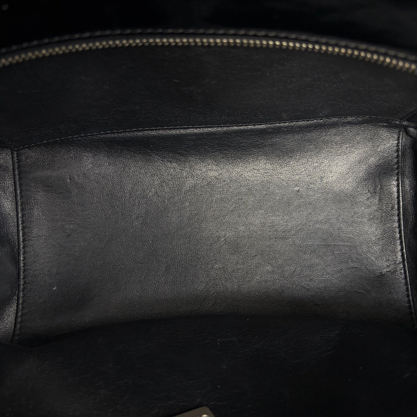Chanel - Classic Flap - Patent leather - Black - (small)